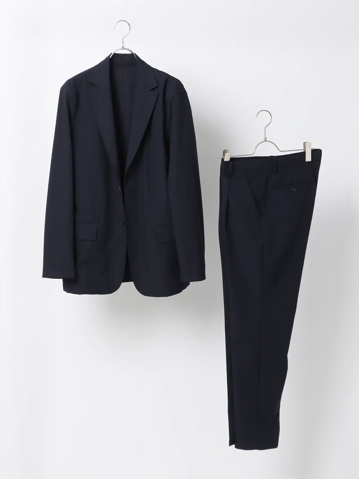 PERFORMANCE SUIT／ジャケット＆パンツセットアップ／ウォッシャブル／裾上げ済み ネイビー S