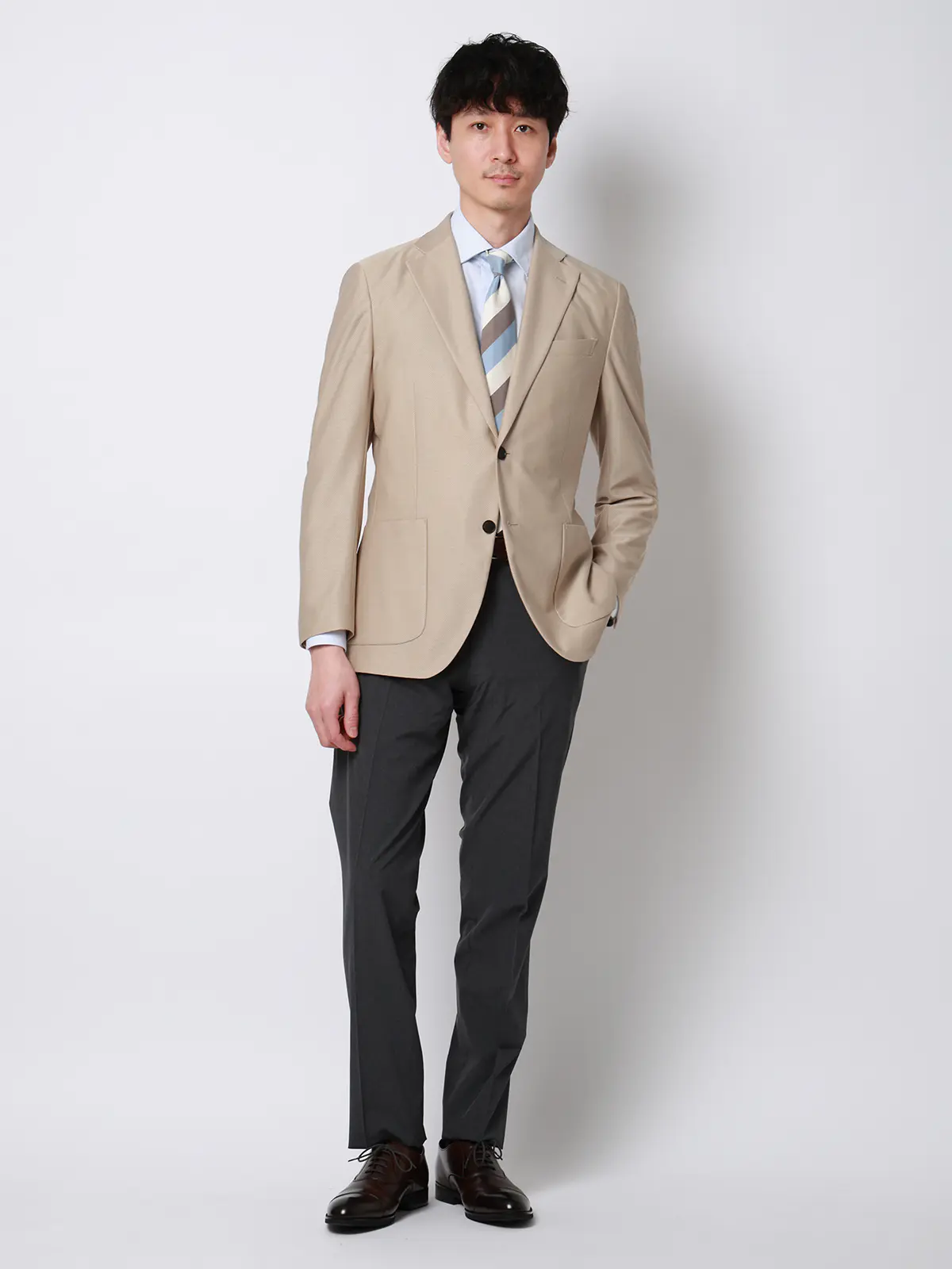 涼しい最高ニットジャケット／ウォッシャブル／ストレッチ／メッシュジャージー／織柄／CH28 ベージュ SS