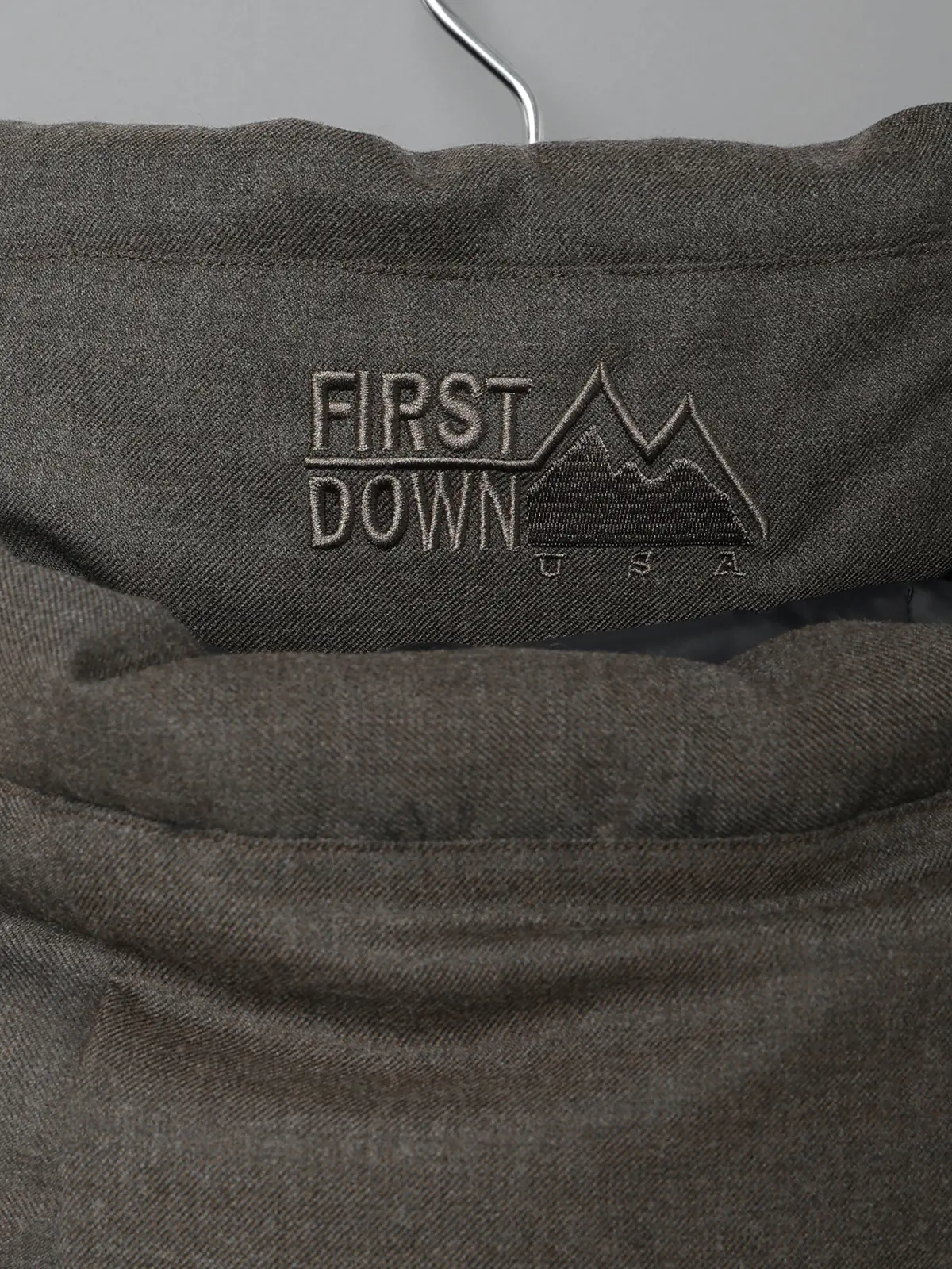 FIRST DOWN USA×GOOVI/リバーシブルダウンジャケット/ウールサキソニー/無地 ブラウン 0