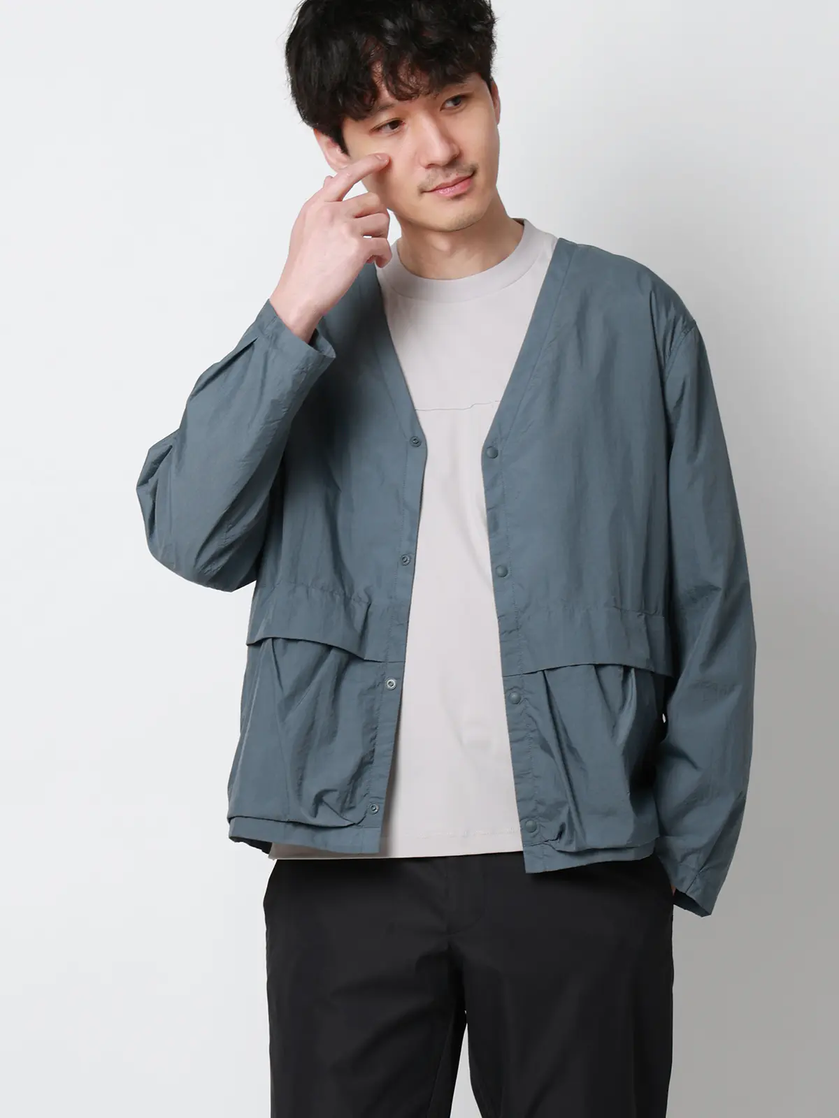 FLAT/Vカラーアウター/ウォッシャブル/UVカット/軽量/ナイロンワッシャー/無地 ブルー M