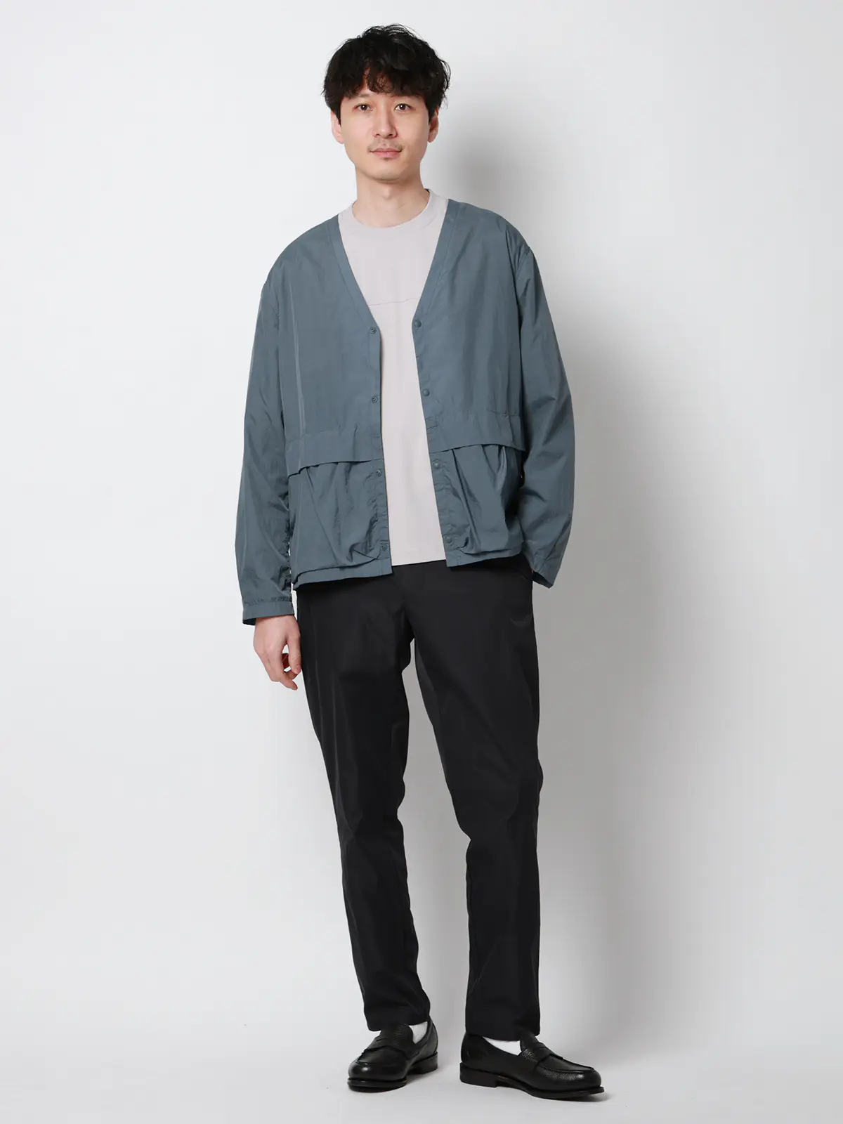 FLAT/Vカラーアウター/ウォッシャブル/UVカット/軽量/ナイロンワッシャー/無地 ブルー M