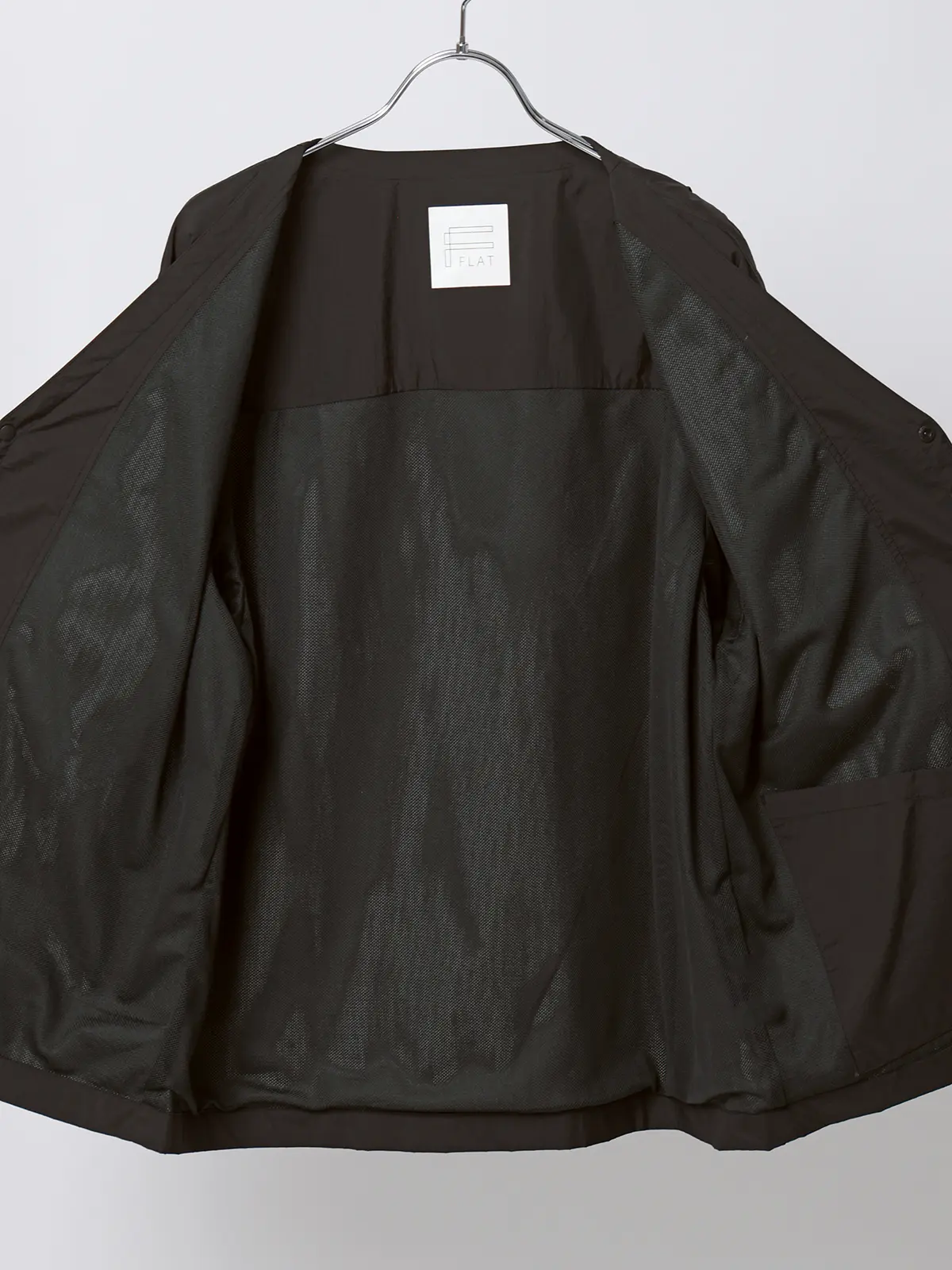 FLAT/Vカラーアウター/ウォッシャブル/UVカット/軽量/ナイロンワッシャー/無地 ブラック M