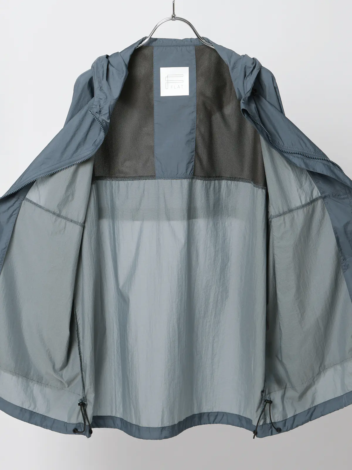 FLAT／フードアウター／ウォッシャブル／UVカット／軽量／ナイロンワッシャー／無地 ブルー M