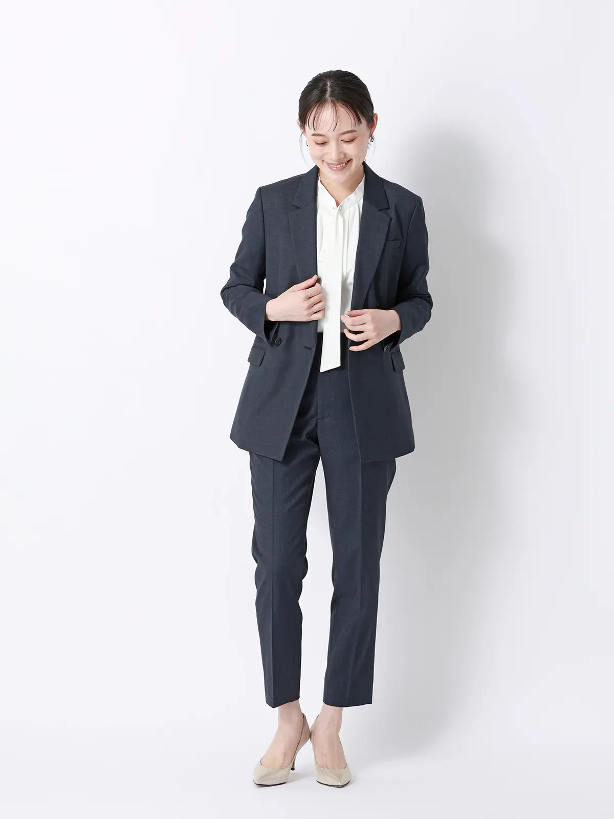 テーパードパンツ／Carreman／ウォッシャブル／接触冷感／デニムライクストレッチ／無地 ネイビー 36(7号）