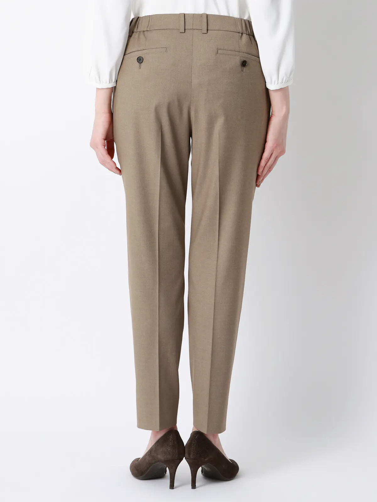 テーパードパンツ／Carreman／ウォッシャブル／接触冷感／TRストレッチ／無地 ベージュ 36(7号）