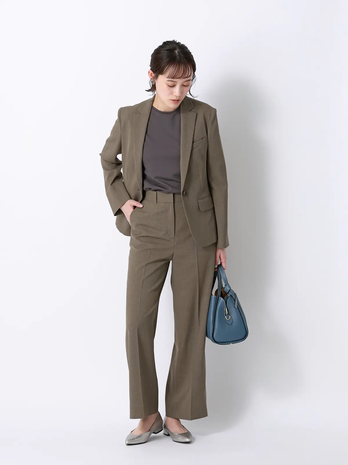 涼しいスーツ／ワイドパンツ／ウォッシャブル／ストレッチ／高通気／軽量／無地 ベージュ 36(7号）