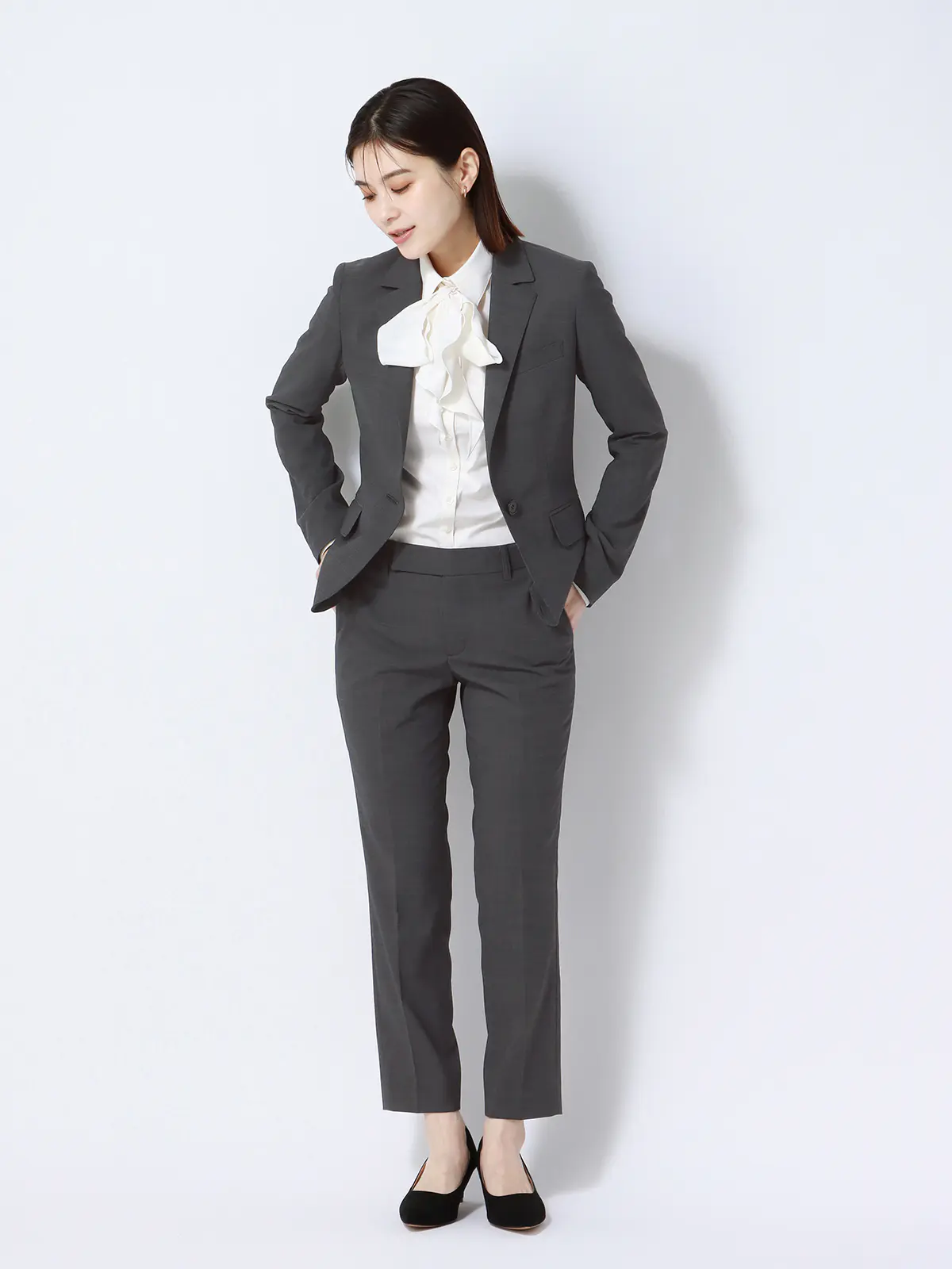 テーパードパンツ/ウォッシャブル/ストレッチ/ウールブレンド/ピンチェック グレー 34(5号)