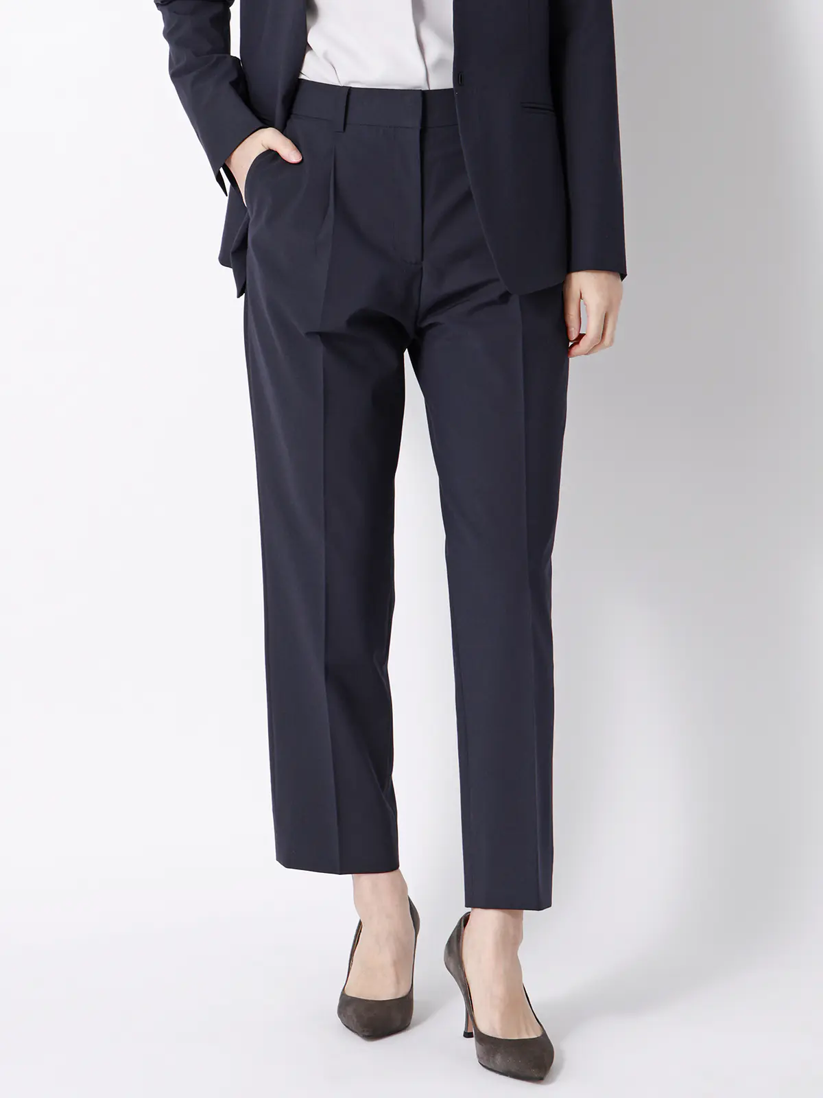 タックテーパードパンツ/ウォッシャブル/ストレッチ/UVカット/TRトロピカル/無地 ネイビー 36(7号)