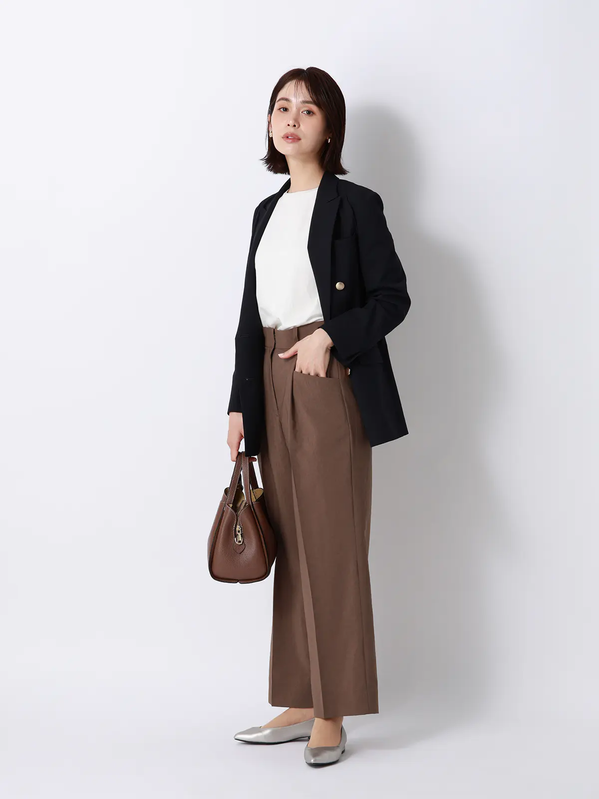 タックワイドパンツ／ウォッシャブル／UVカット／BREEZE COOL／無地／BIYORI UP ブラウン 42(13号）