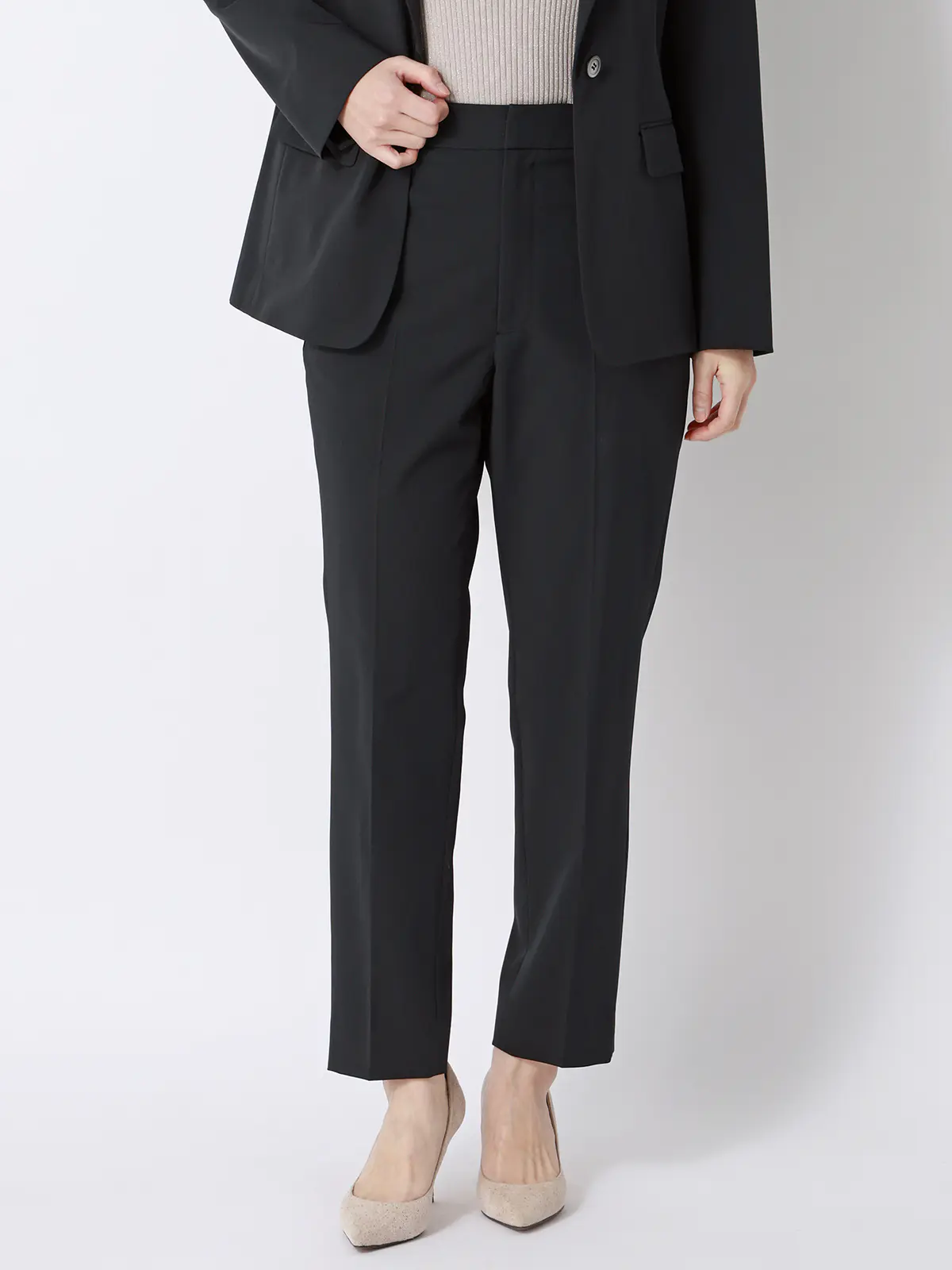 テーパードパンツ／ウォッシャブル／UVカット／ストレッチツイル／無地 ブラック 36(7号）