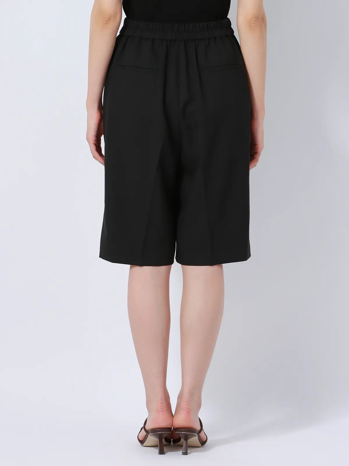 WEB限定／カセット服／ピンタックショートパンツ／ウォッシャブル／メランジツイル／無地 ブラック 36(7号）