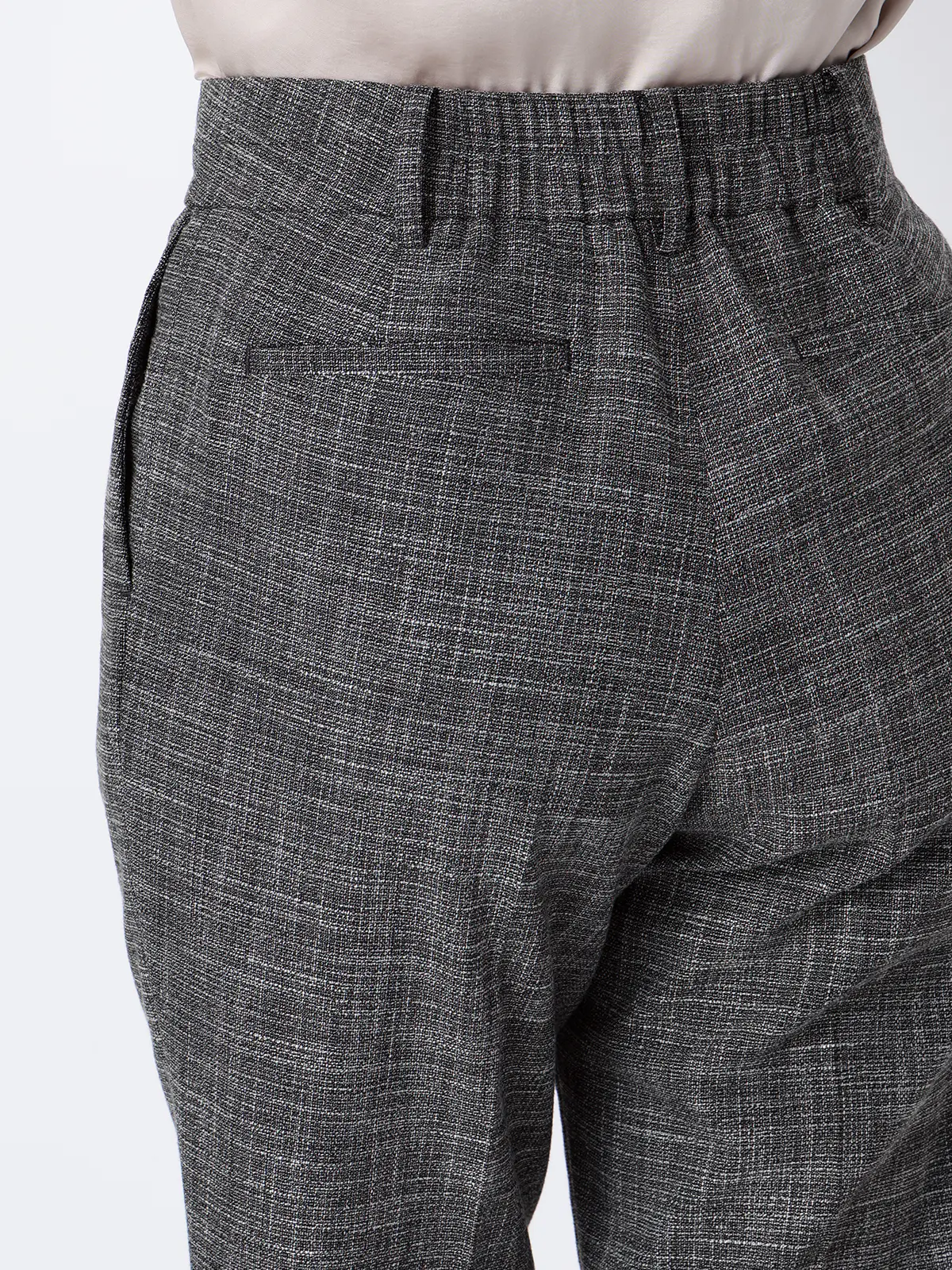 タックテーパードパンツ/ウォッシャブル/ストレッチ/スラブシャンブレー/織柄/anysy ブラック 36(7号)