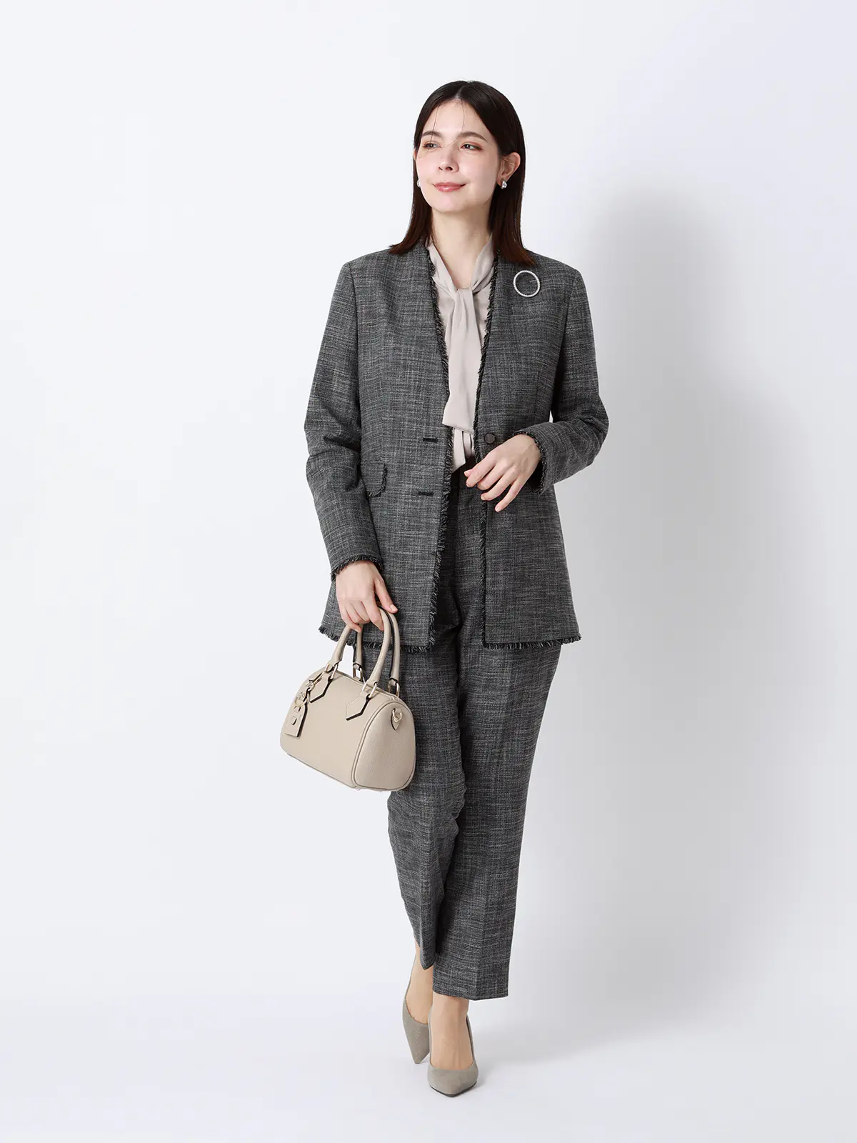 タックテーパードパンツ/ウォッシャブル/ストレッチ/スラブシャンブレー/織柄/anysy ブラック 36(7号)