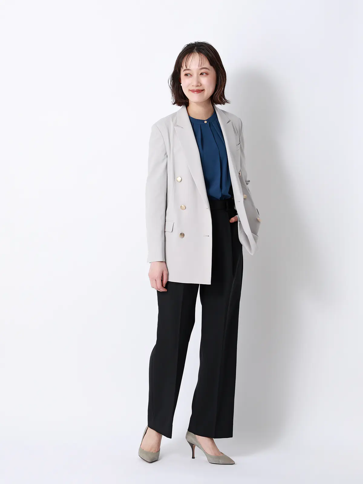 CHANTOWA／タックストレートパンツ／ウォッシャブル／ストレッチオックス／無地／ベルト付き ブラック 36(7号）