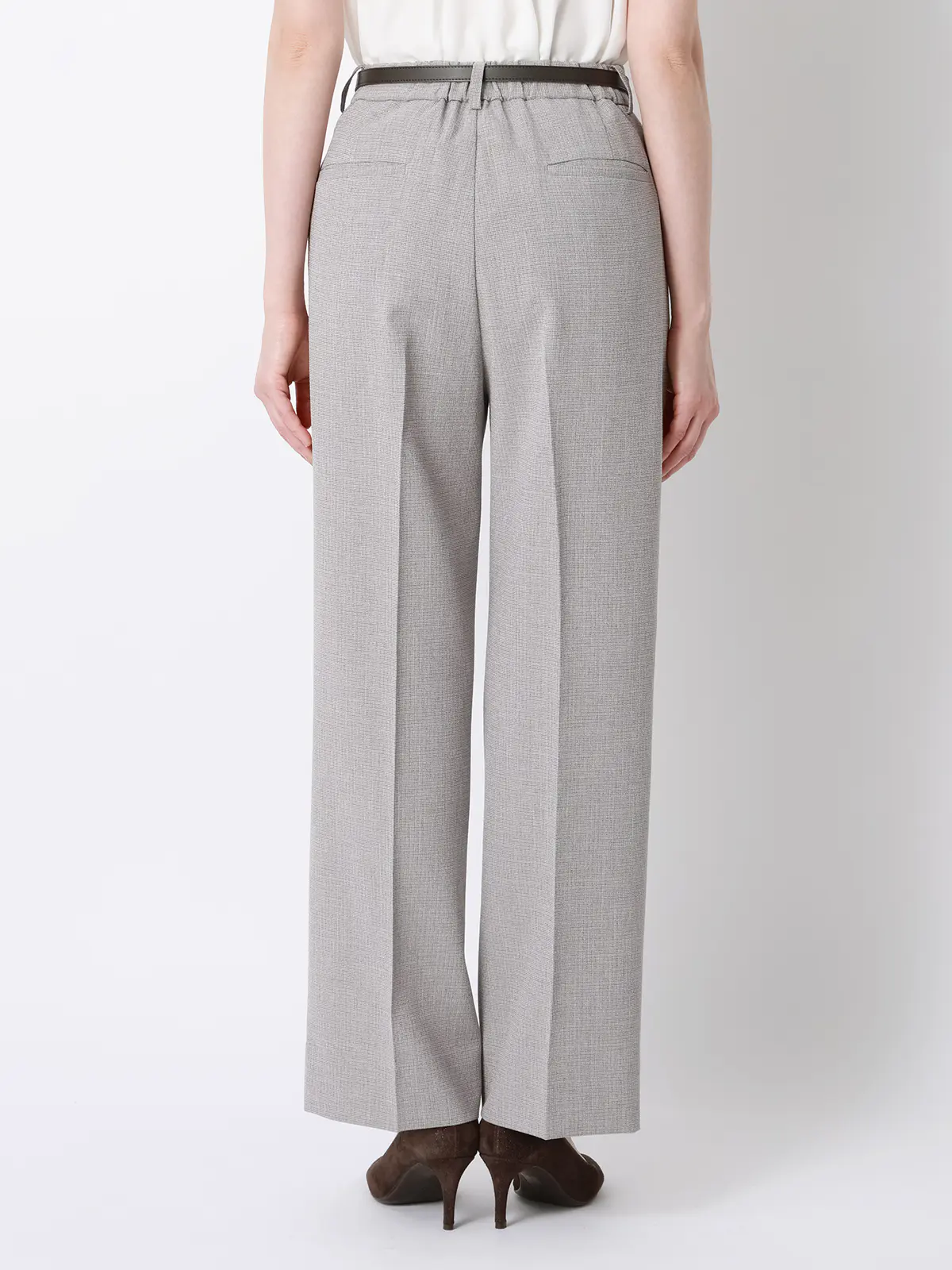 CHANTOWA／タックストレートパンツ／ウォッシャブル／クリスピーツイード／織柄／ベルト付き グレージュ 36(7号）