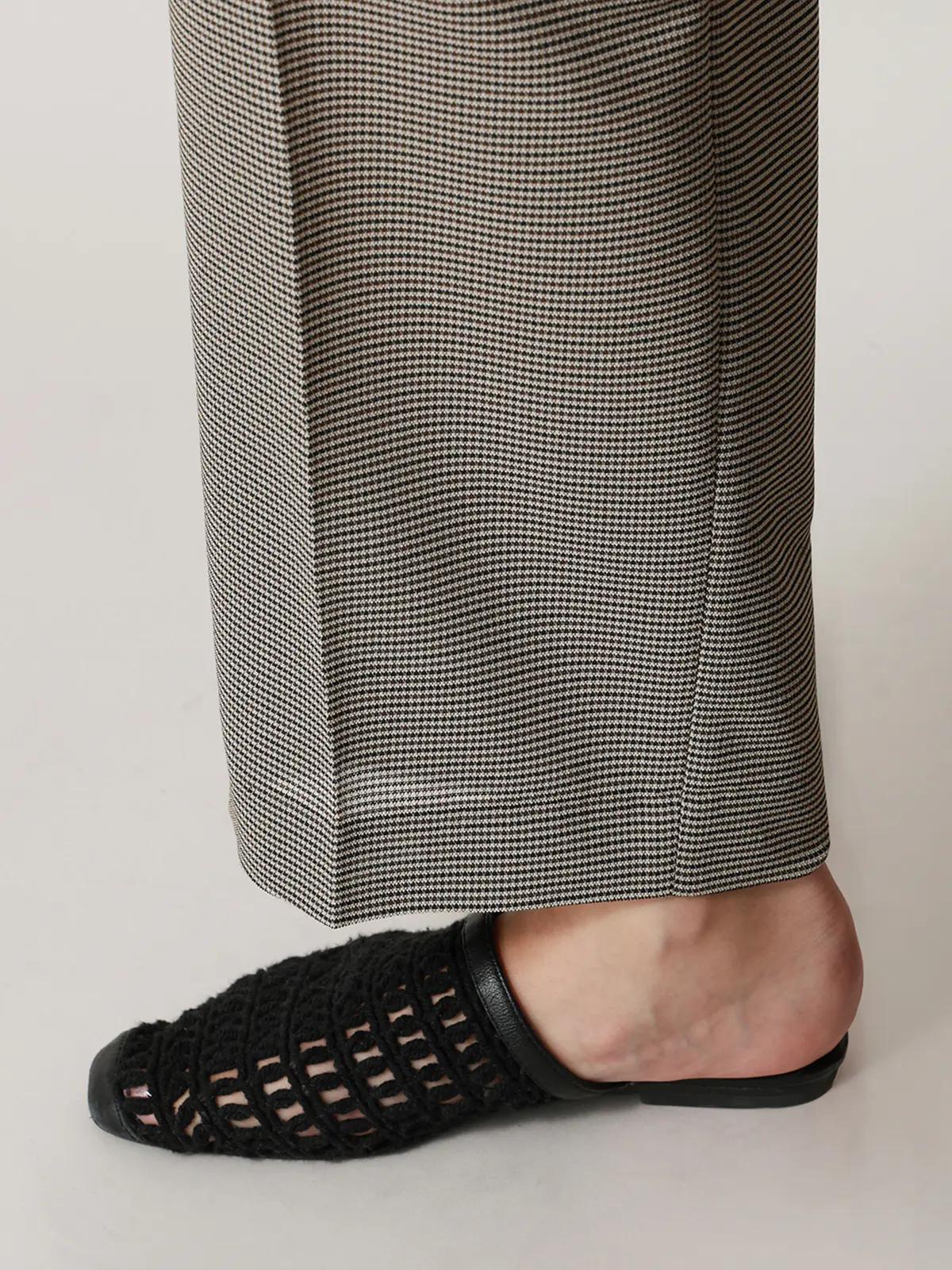 【2／23　23:59までWEB先行販売中】CIS.／タックテーパードパンツ／ハウンドトゥース ベージュ 34(5号）