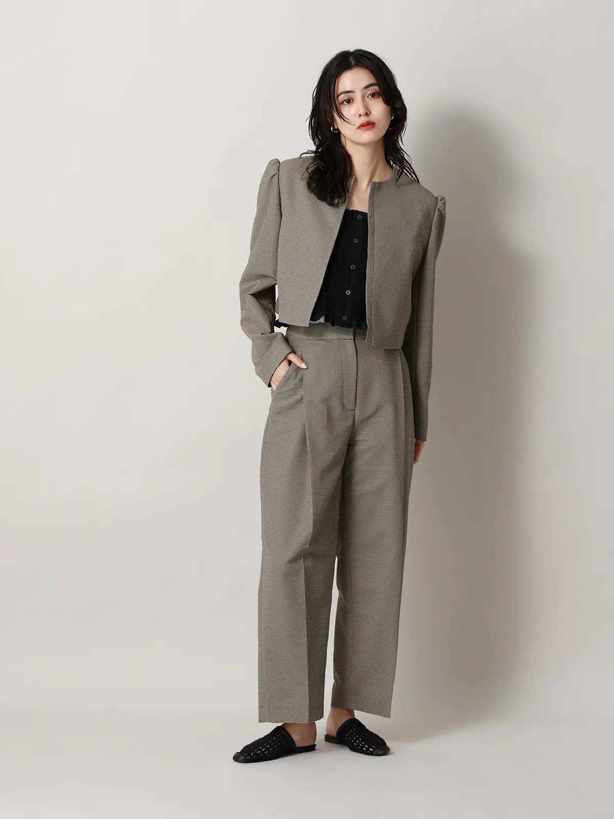 【2／23　23:59までWEB先行販売中】CIS.／タックテーパードパンツ／ハウンドトゥース ベージュ 34(5号）