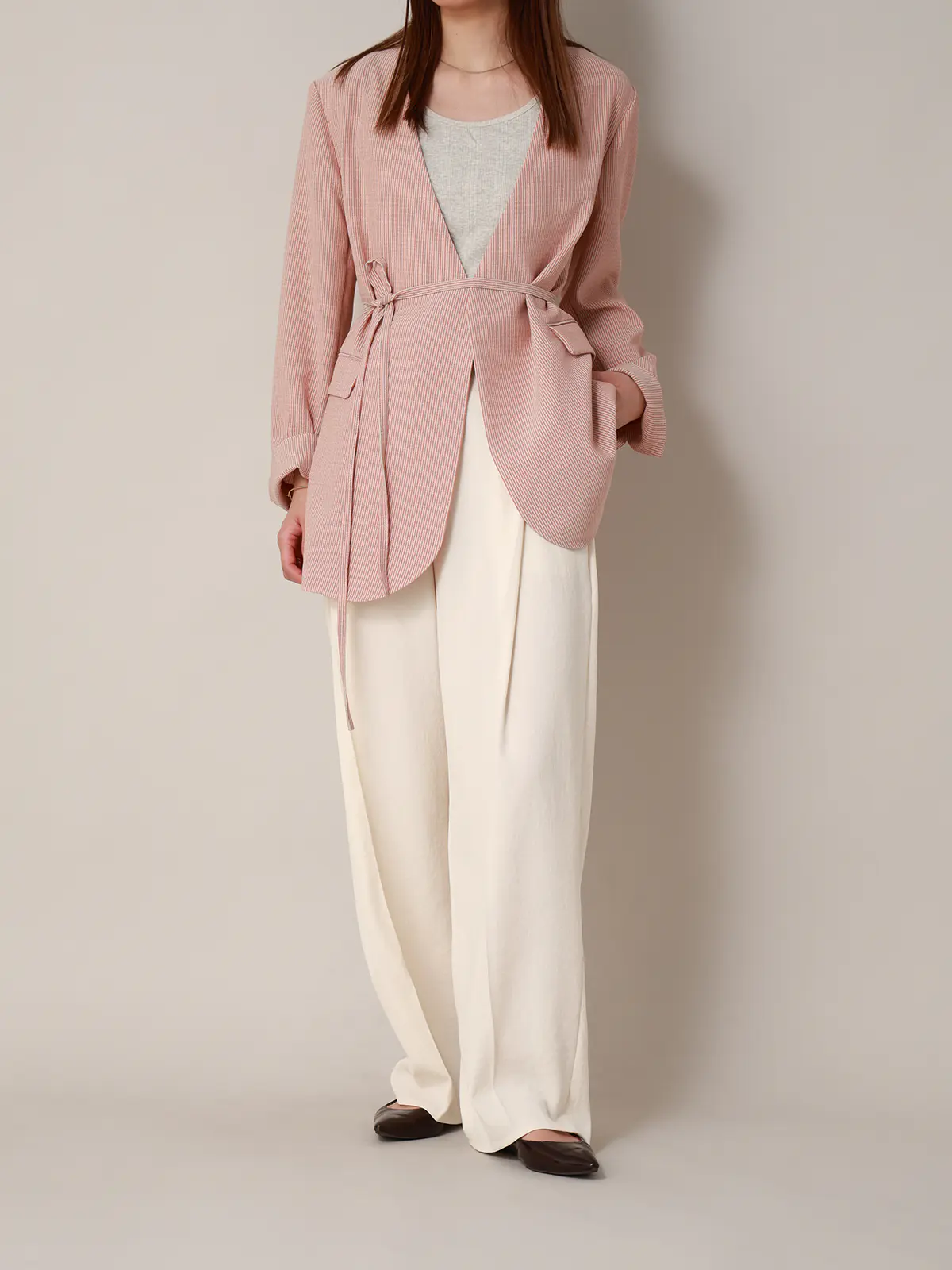 【2／23　23:59までWEB先行販売中】CIS.／タックテーパードパンツ／無地 オフホワイト 34(5号）