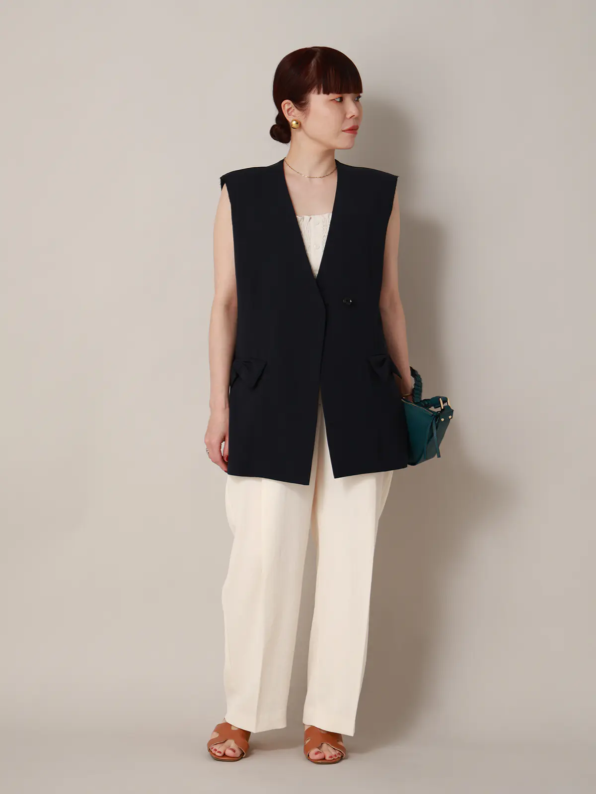 【2／23　23:59までWEB先行販売中】CIS.／タックテーパードパンツ／無地 オフホワイト 34(5号）