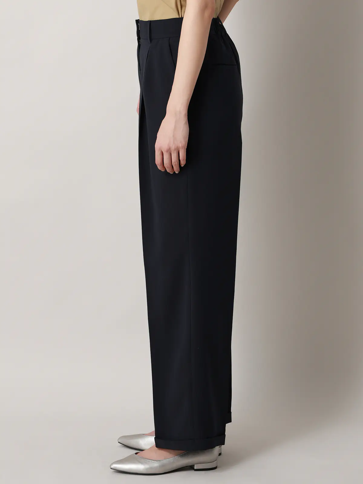 【2／23　23:59までWEB先行販売中】CIS.／ストレートパンツ／無地 ネイビー 34(5号）