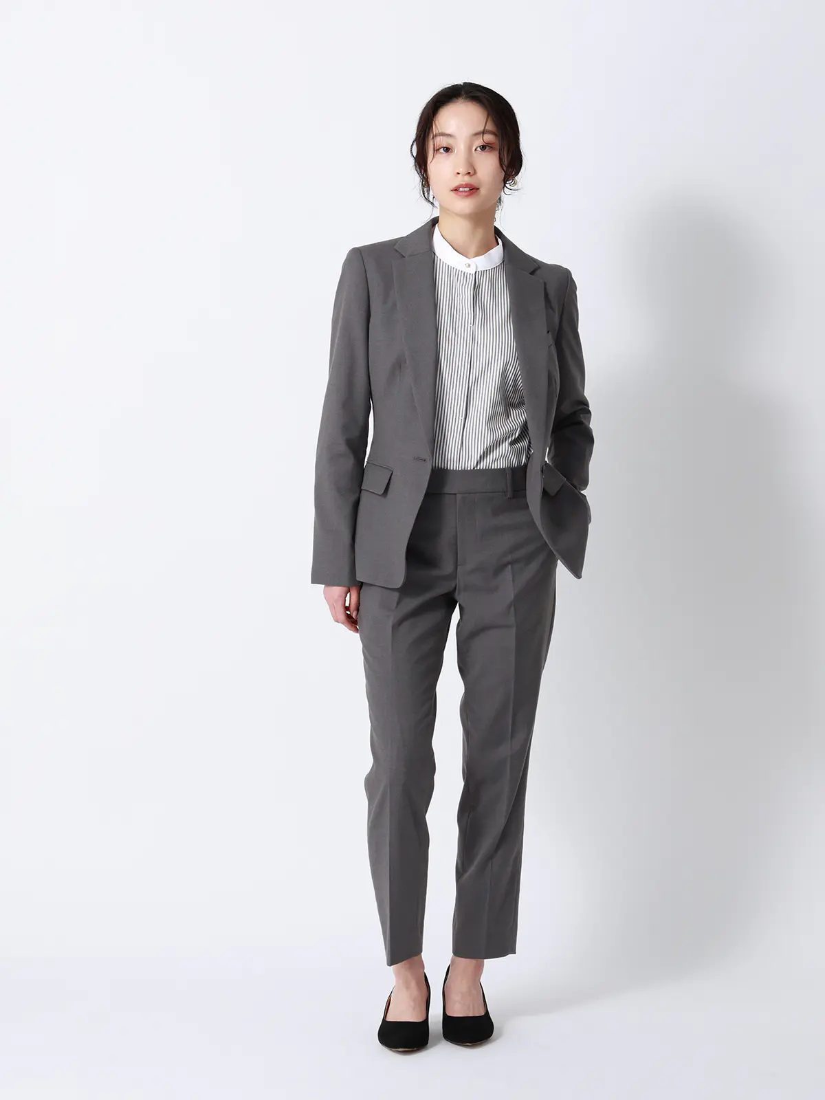 テーパードパンツ／ウォッシャブル／ギャバストレッチ／無地 チャコール 34(5号）