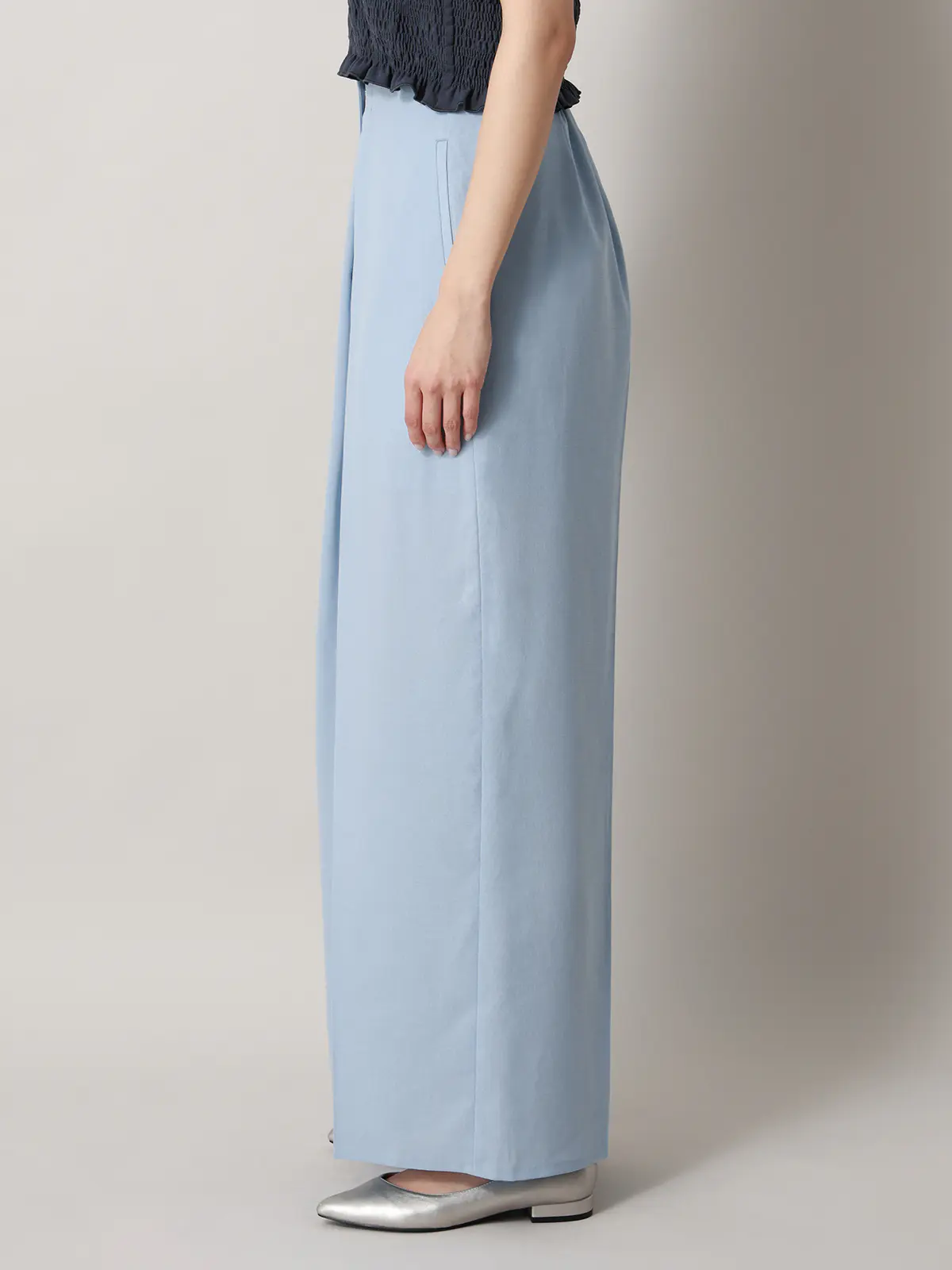 【2／23　23:59までWEB先行販売中】CIS．／タックワイドパンツ／無地 サックス 34(5号）