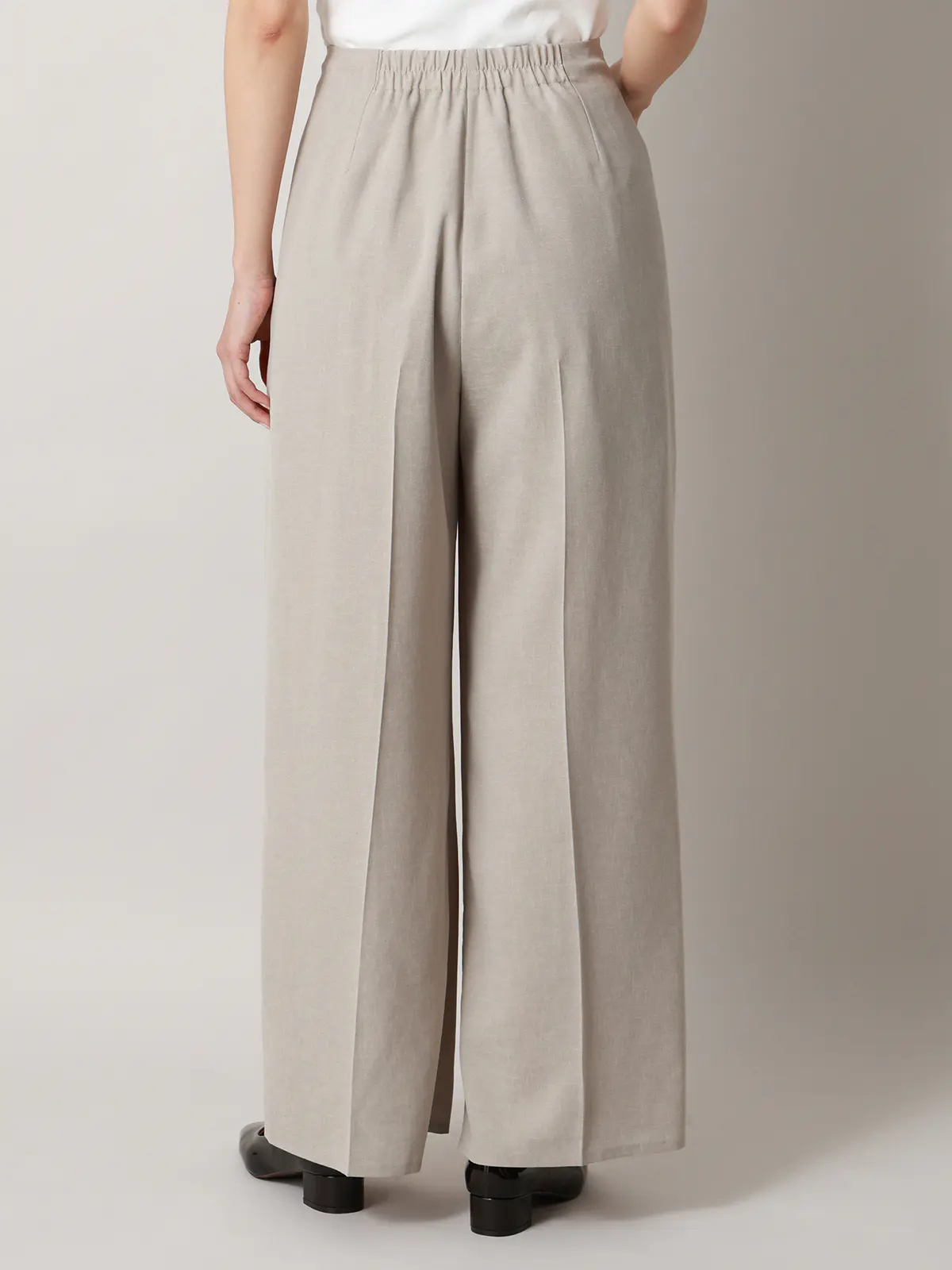 【2／23　23:59までWEB先行販売中】CIS．／タックワイドパンツ／無地 ベージュ 34(5号）