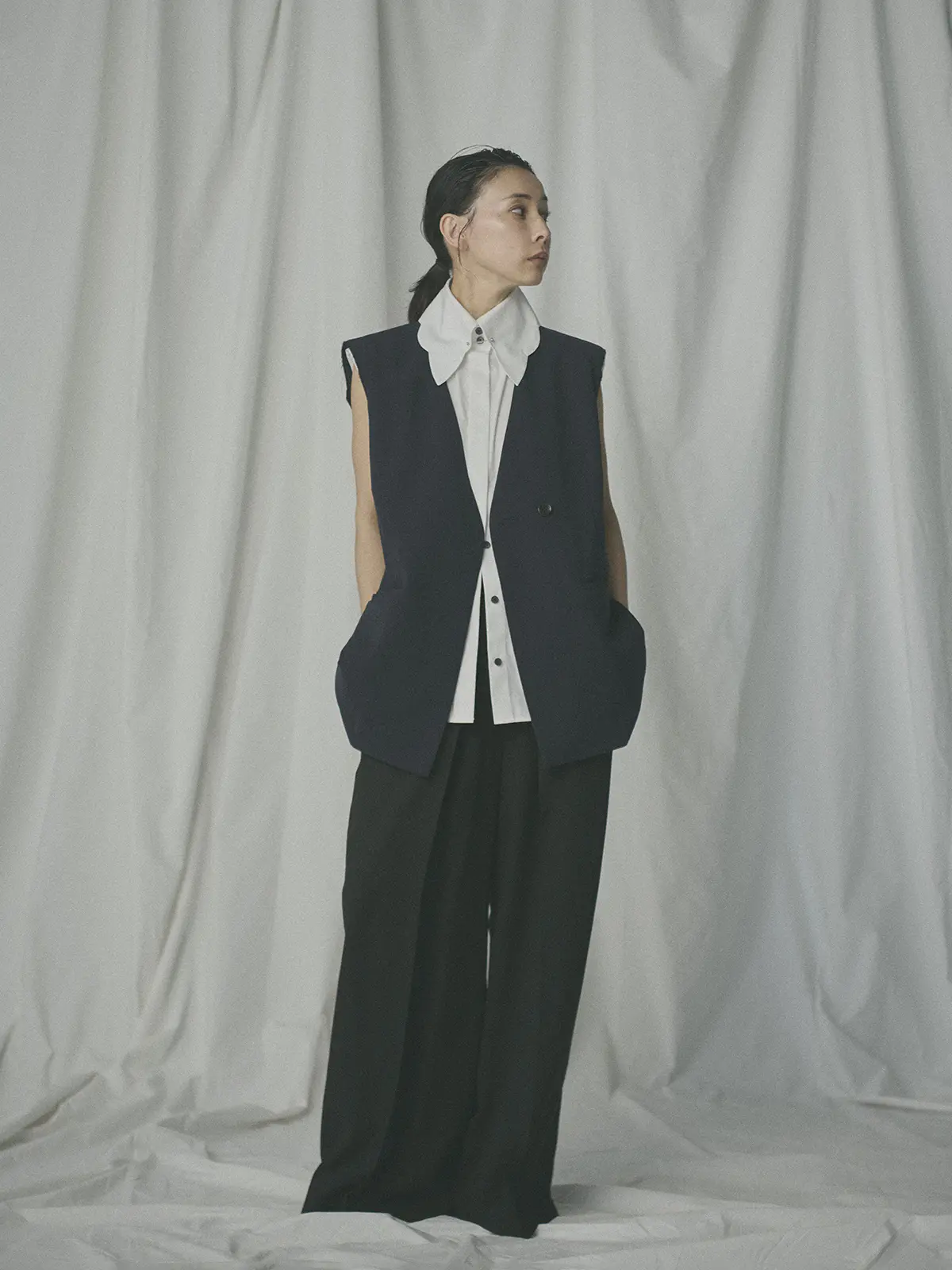 【2／23　23:59までWEB先行販売中】CIS．／タックワイドパンツ／無地 ブラック 34(5号）