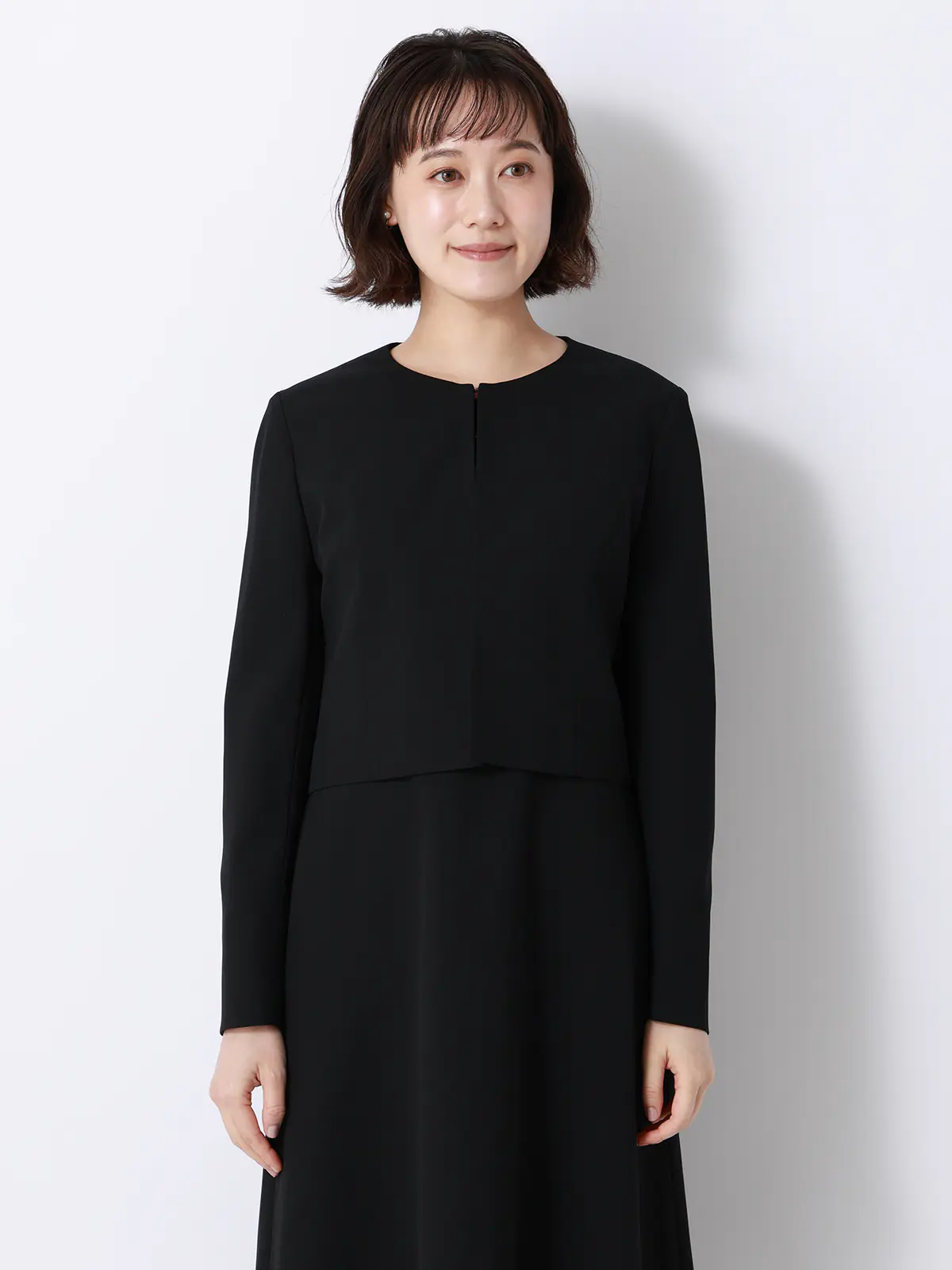 WEB限定／ジャケット＆ワンピースセットアップ／ノーカラー／ウォッシャブル／フォーマル／無地 ブラック 36(7号）