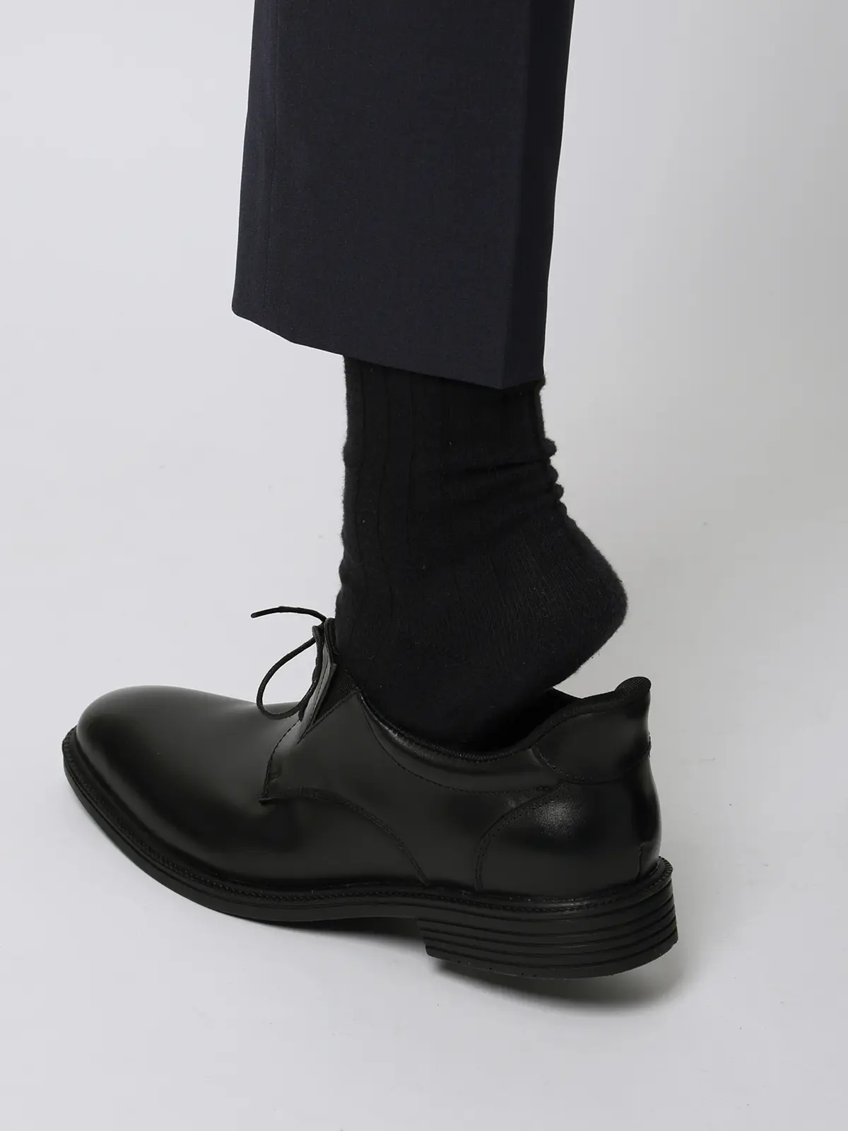 スリップインシューズ／プレーントゥ／コンポジションレザー ブラック 24.5cm