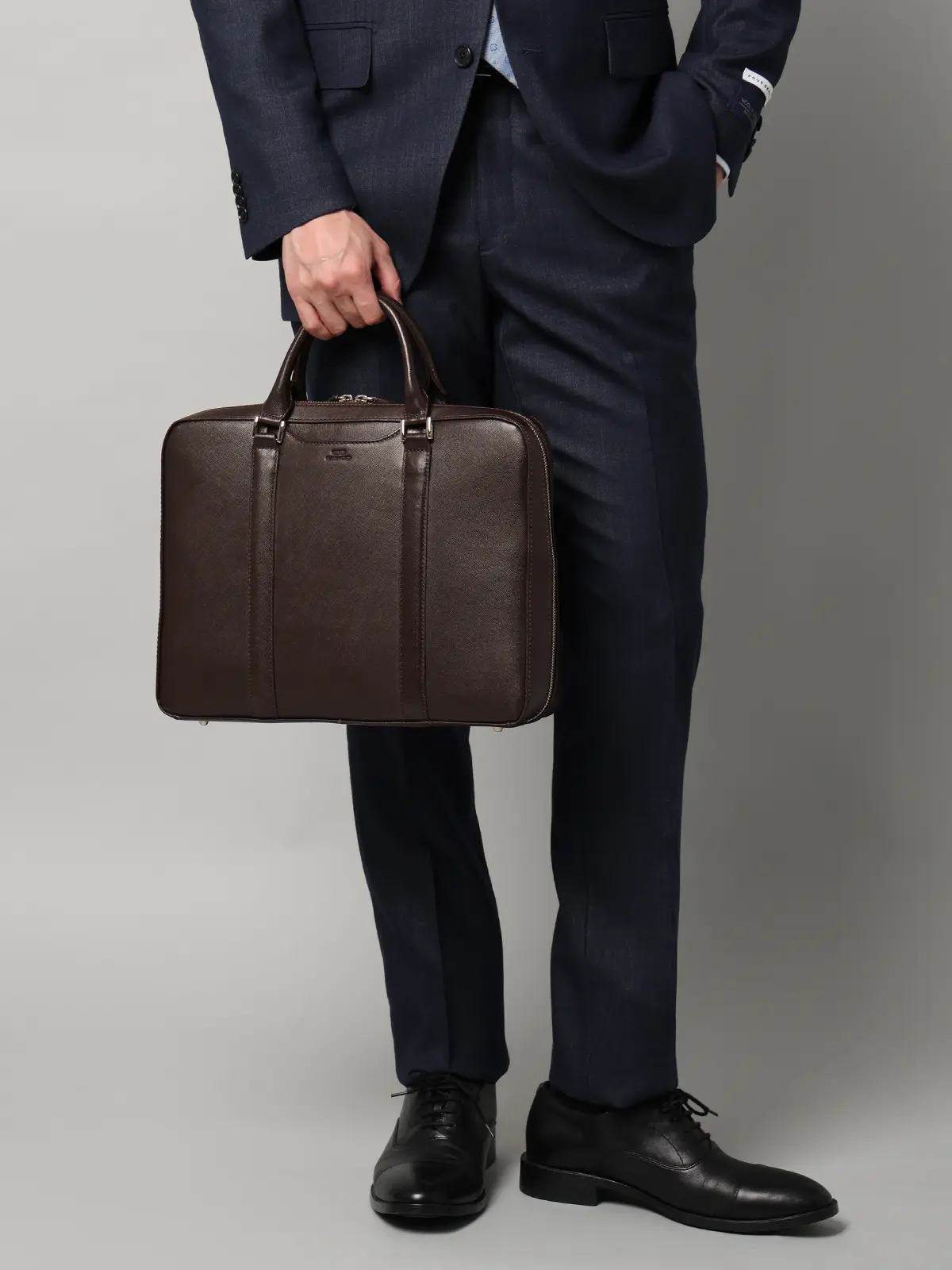ブリーフケース／SEEKER別注／サフィアーノレザー ブラウン F