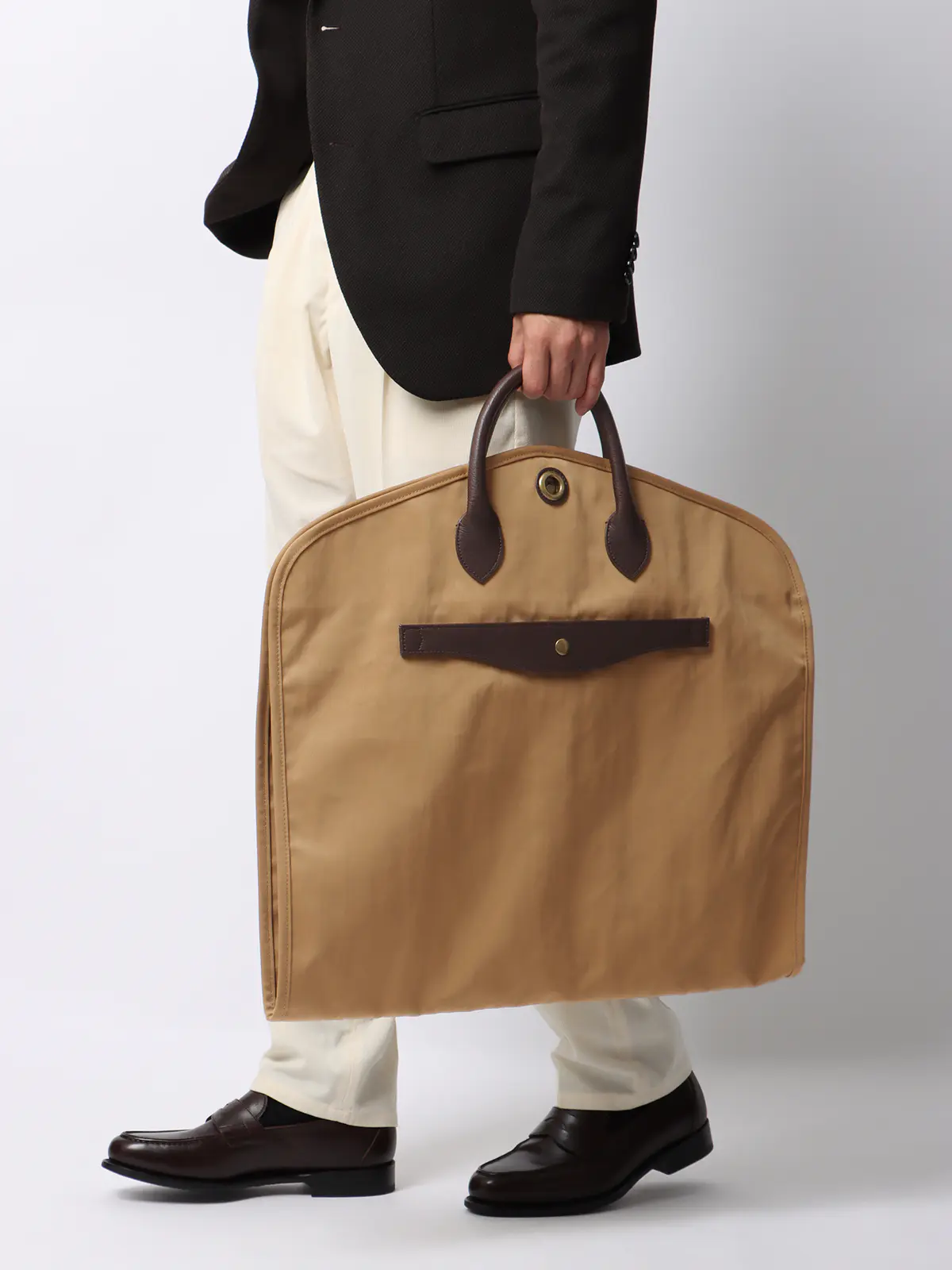 ガーメントバッグ/ナイロン ベージュ F