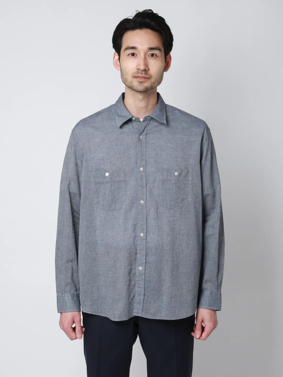 レギュラーカラーシャツ／長袖／ウォッシャブル／コットンリネンダンガリー／無地 ブルー S