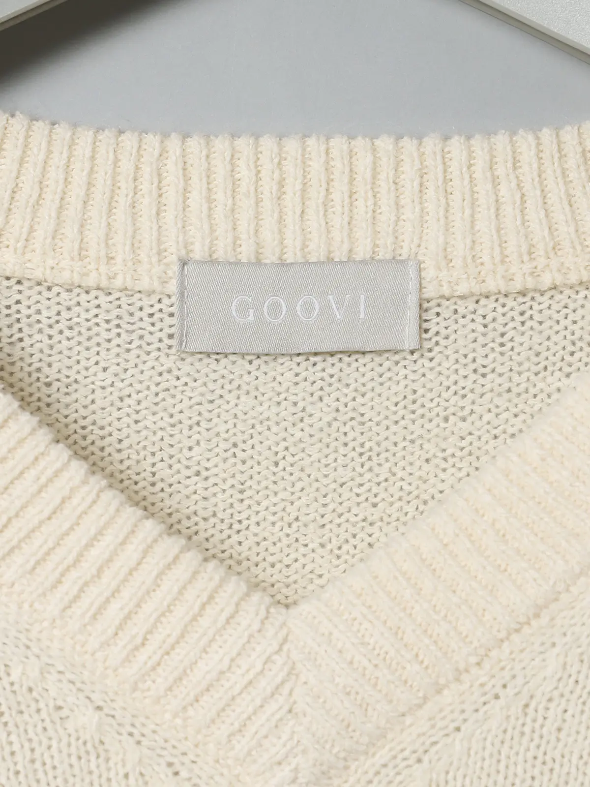 【9／12～WEB先行販売スタート！】GOOVI／Vネックニット／和紙×ラムズウールブレンド ホワイト系 1