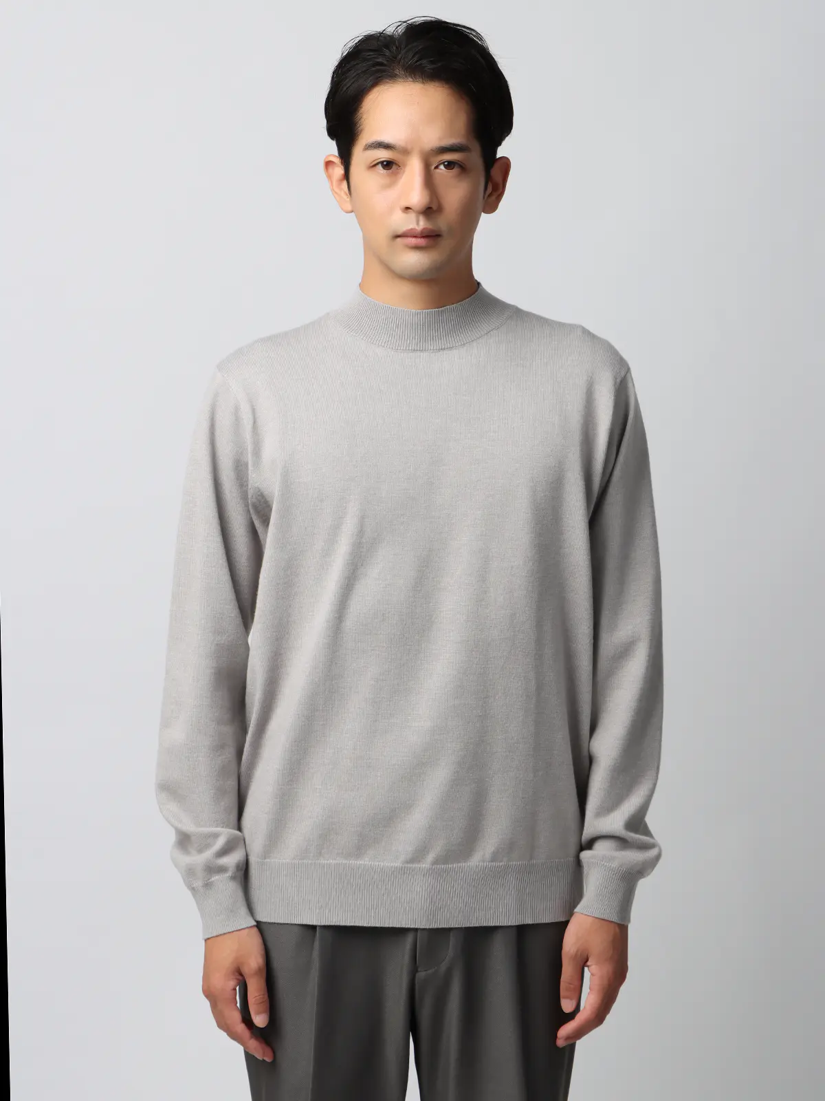 オフィニット／モックネックニット／長袖／ウォッシャブル／ウールブレンド天竺／無地／COMMUTECH ライトグレー LL