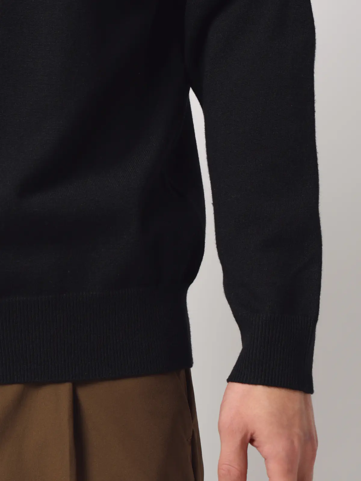 オフィニット／モックネックニット／長袖／ウォッシャブル／ウールブレンド天竺／無地／COMMUTECH ブラック L