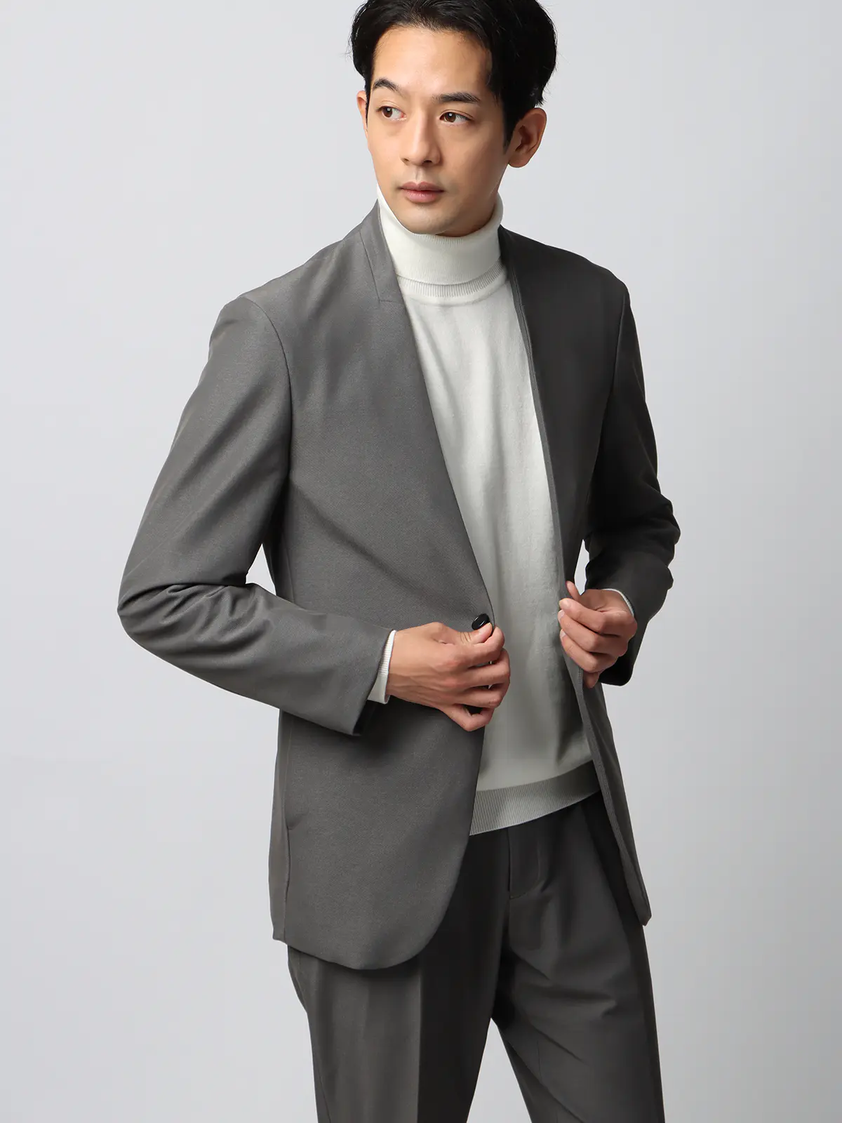 オフィニット／タートルネックニット／ウォッシャブル／ウールブレンド天竺／無地／COMMUTECH オフホワイト LL