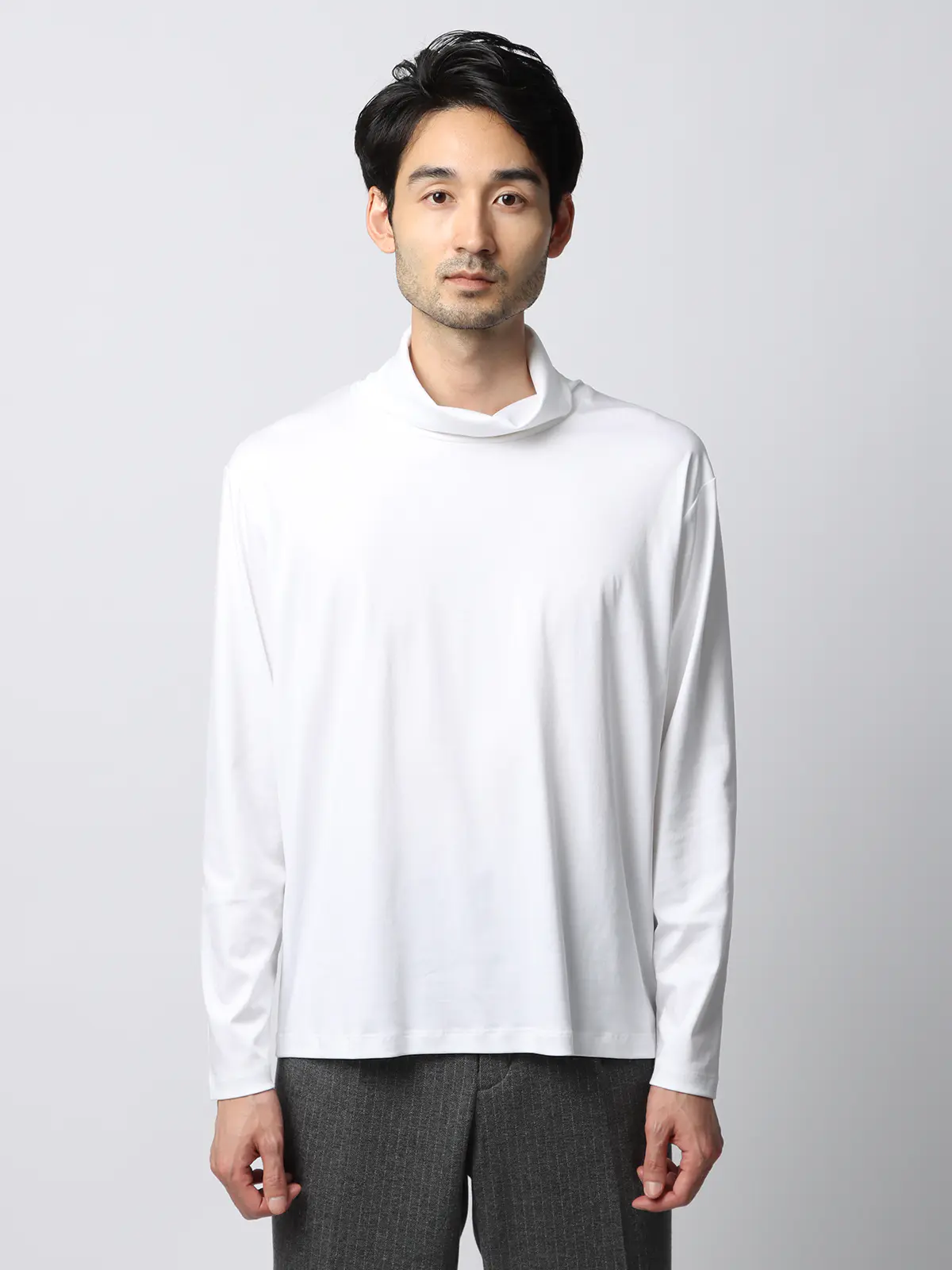 タートルネックTシャツ／長袖／ウォッシャブル／形態安定／シルケットスムースコットン／無地 ホワイト系 S
