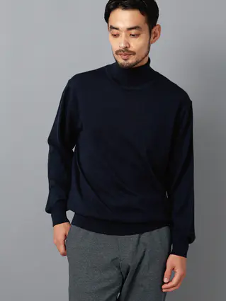 タートルネックニット