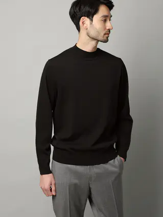 モックネックニット