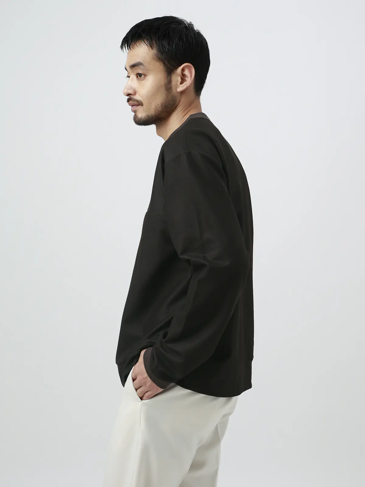 FLAT/Tシャツ /長袖/ウォッシャブル/ストレッチ/スウェードライクニット/無地 ブラウン S