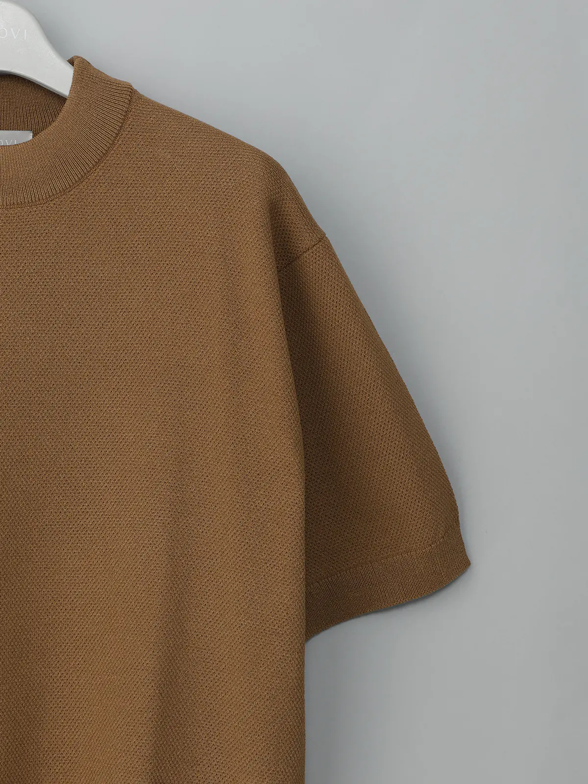 GOOVI／モックネックニット／半袖／ウォッシャブル／和紙ブレンドプレーティング／無地 キャメル 1