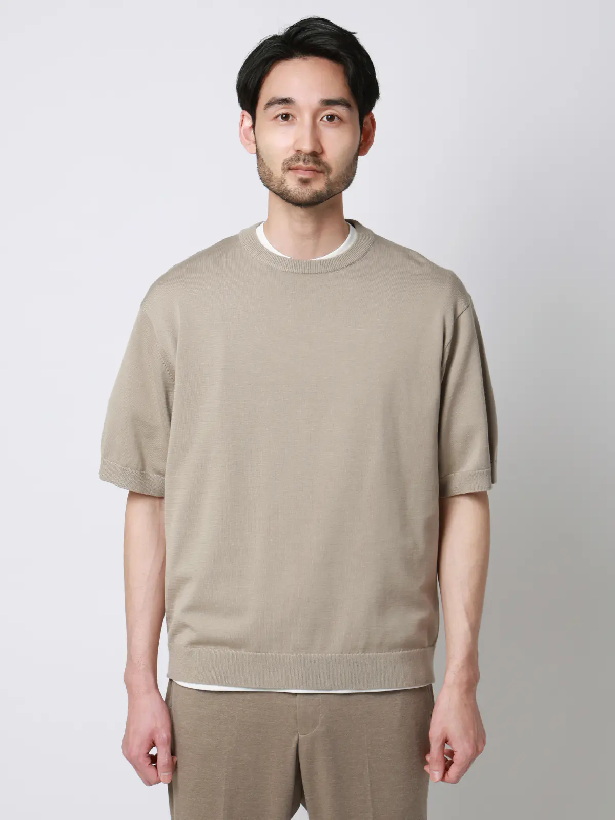 クルーネックニット／半袖／ウォッシャブル／強撚コットンアクリル天竺／無地 グレージュ S