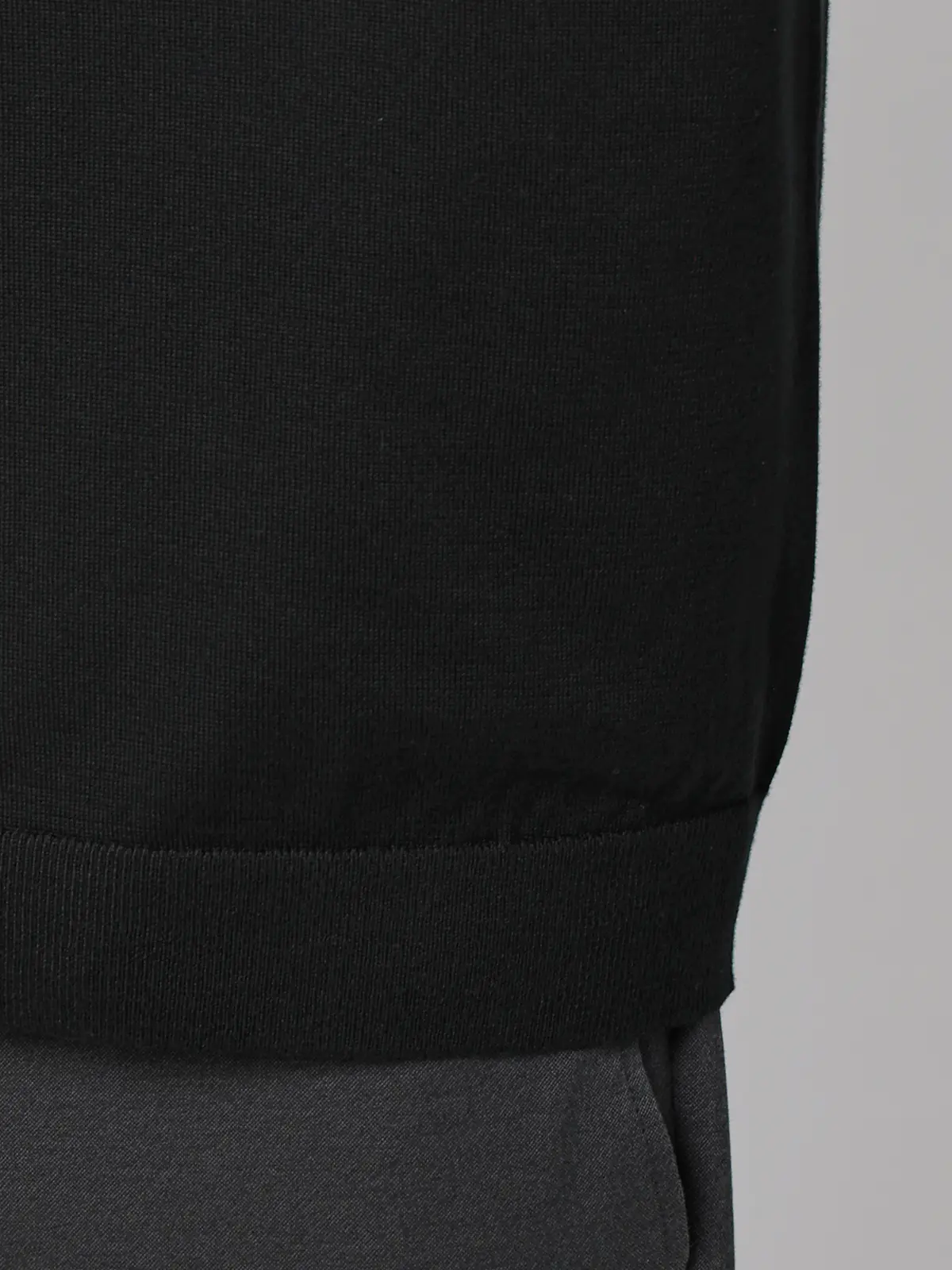 クルーネックニット／半袖／ウォッシャブル／強撚コットンアクリル天竺／無地 ブラック S