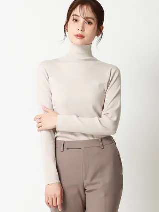 ハイネックリブニット