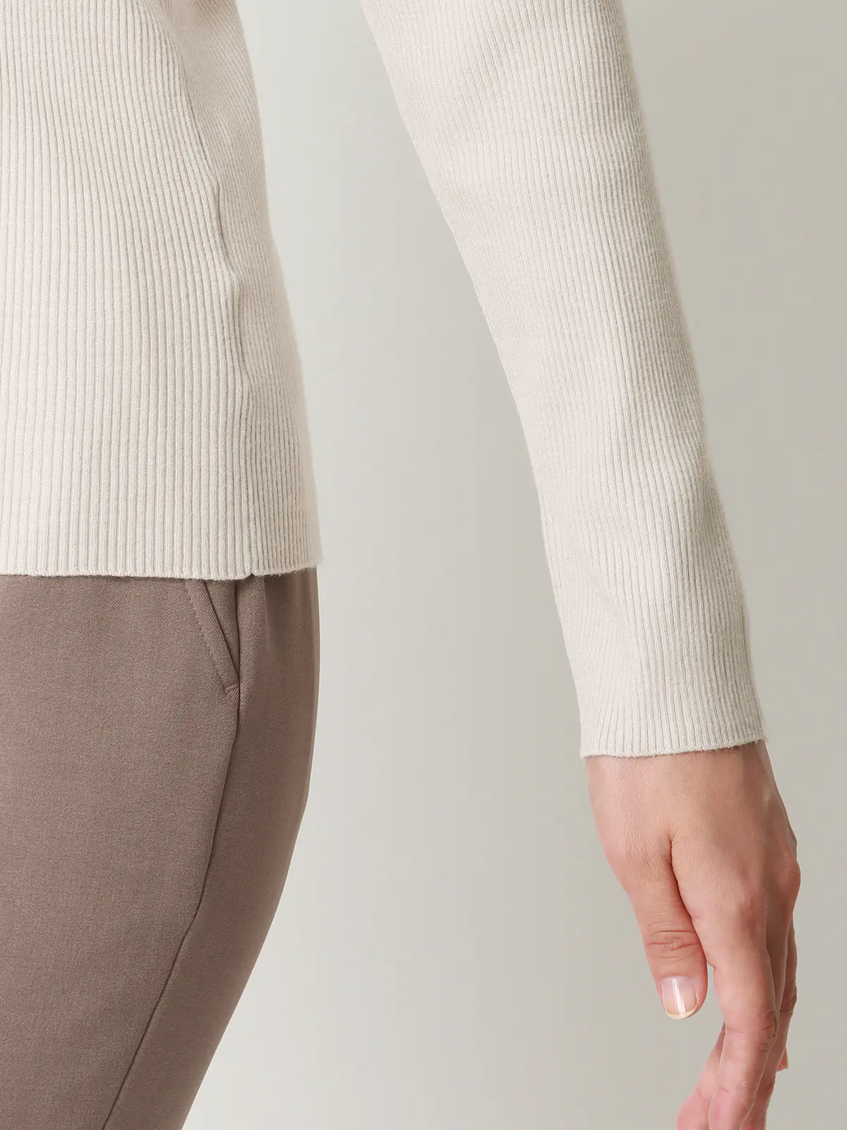 ハイネックリブニット／長袖／ウォッシャブル／強撚レーヨンポリエステル／無地 グレー 38(9号）