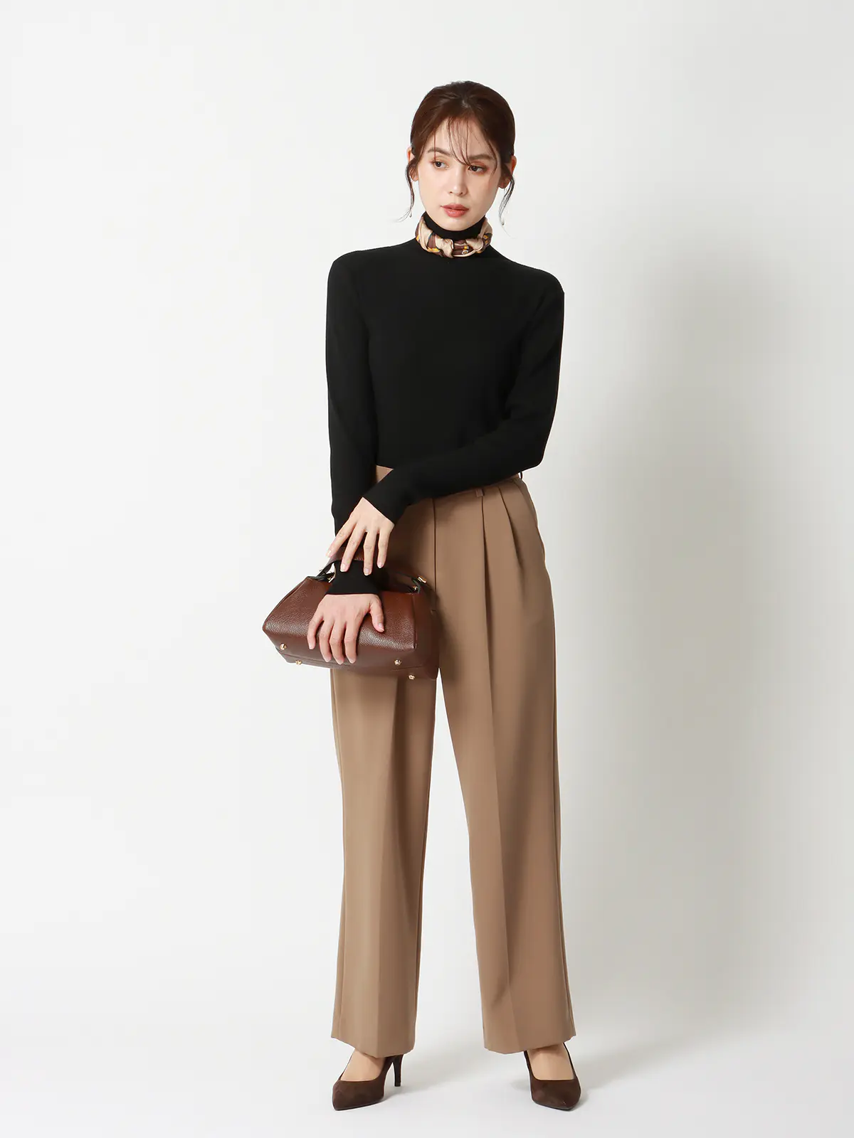 ハイネックリブニット／長袖／ウォッシャブル／強撚レーヨンポリエステル／無地 ブラック 38(9号）