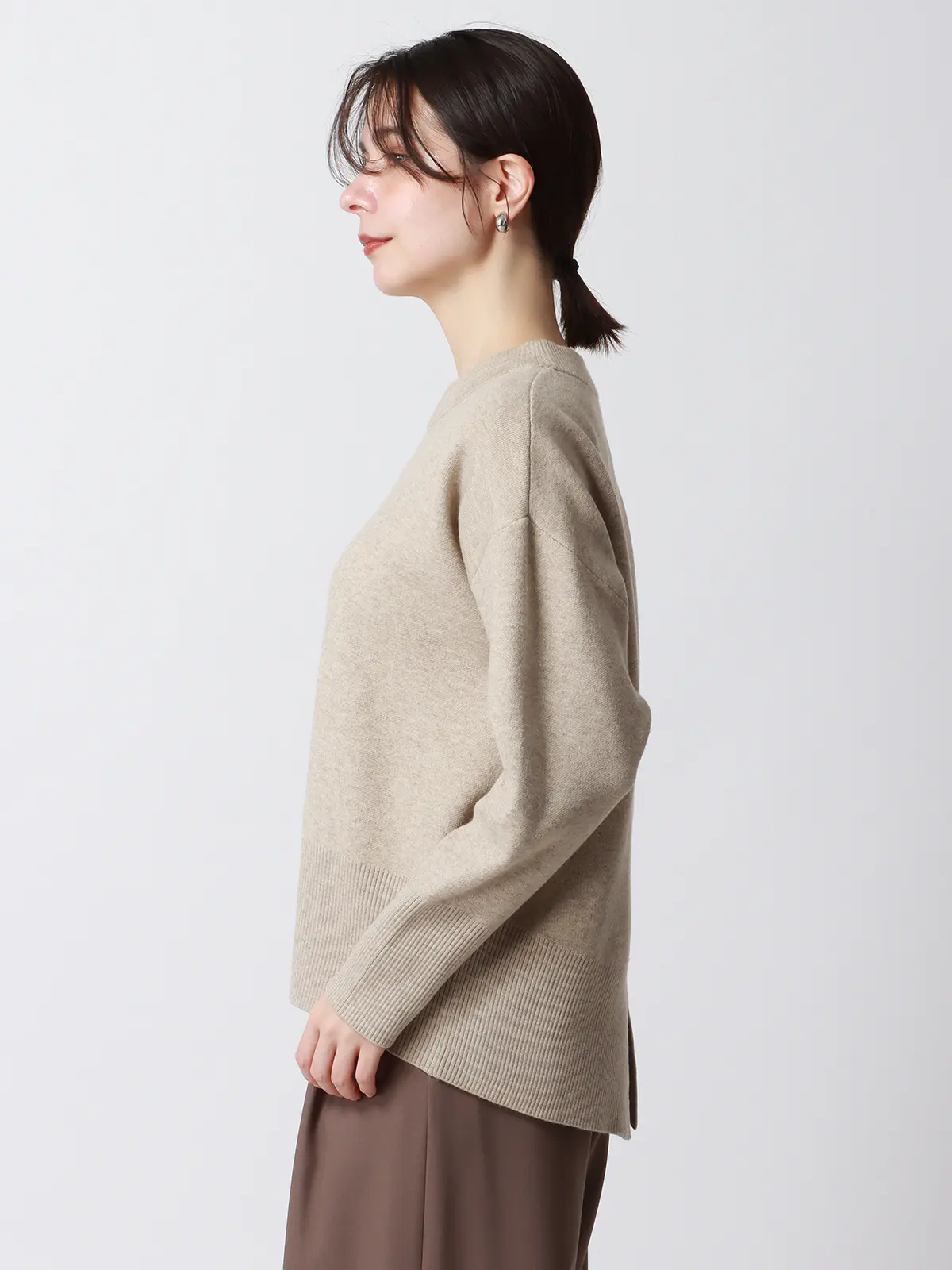 WEB限定／CHANTOWA／コクーンシルエットプルオーバー／長袖／ウォッシャブル／無地 ベージュ系 38(9号）