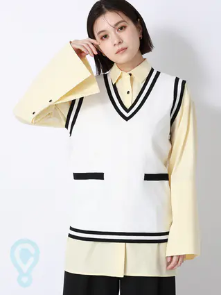 Vネックニットベスト