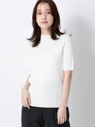 ハイネックリブニット